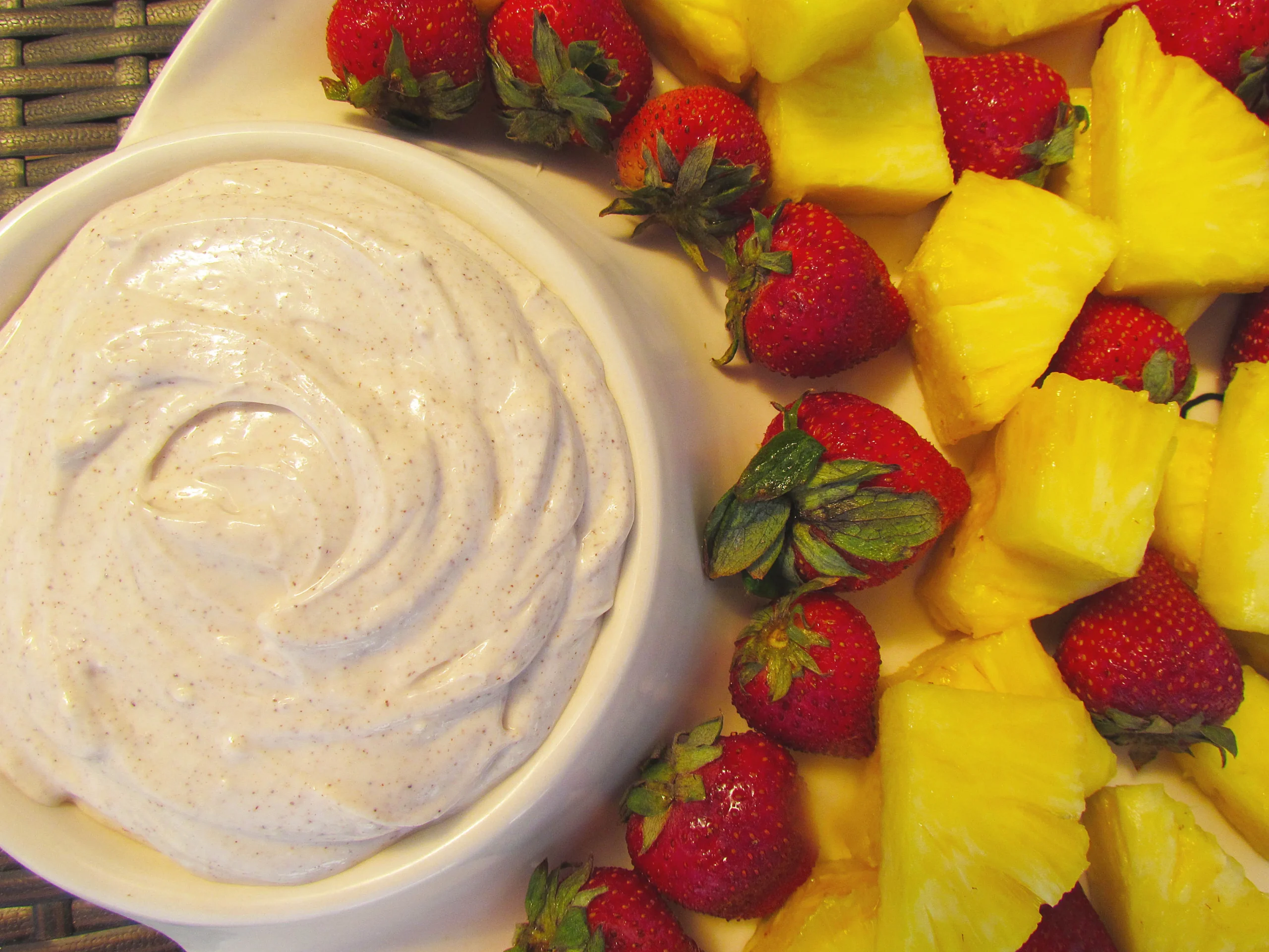 Honey Cinnamon Fruit Dip