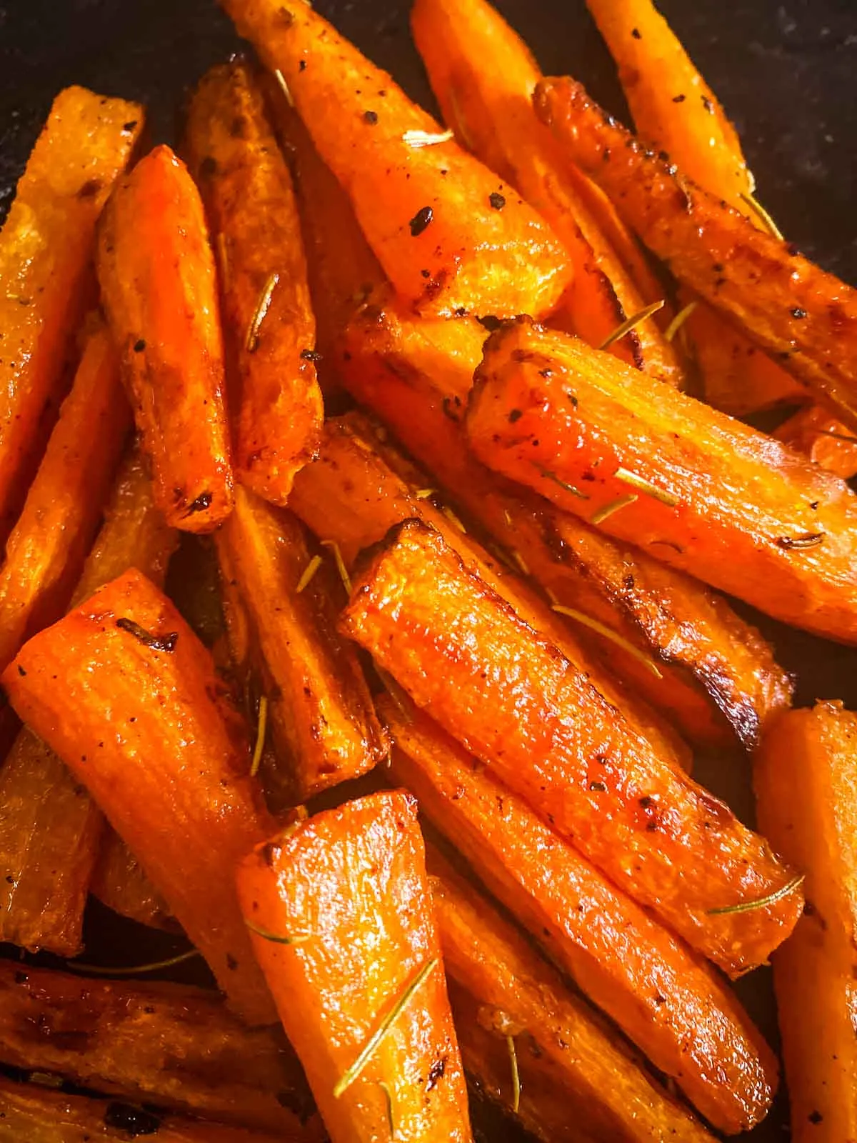 Honey Roasted Baby Carrots in an Air Fryer