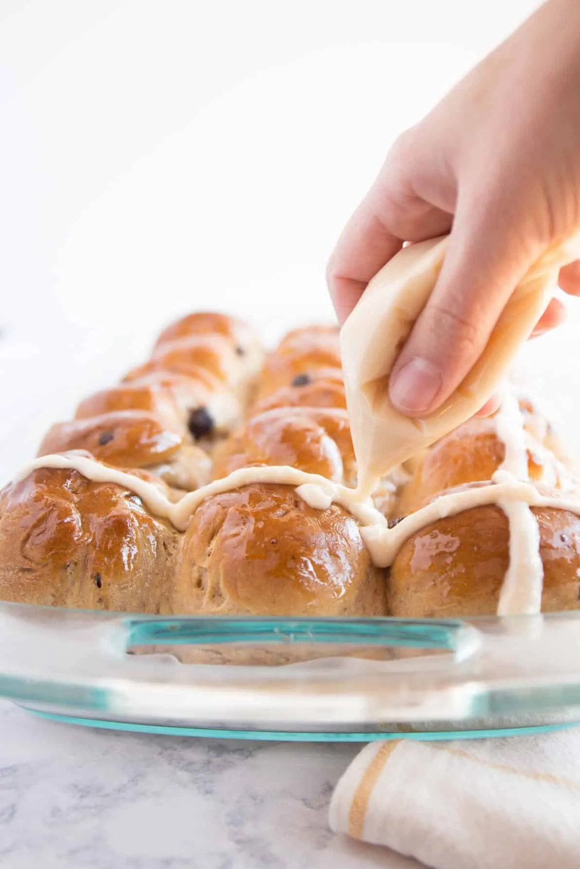 Hot Cross Buns with Cream Cheese Frosting