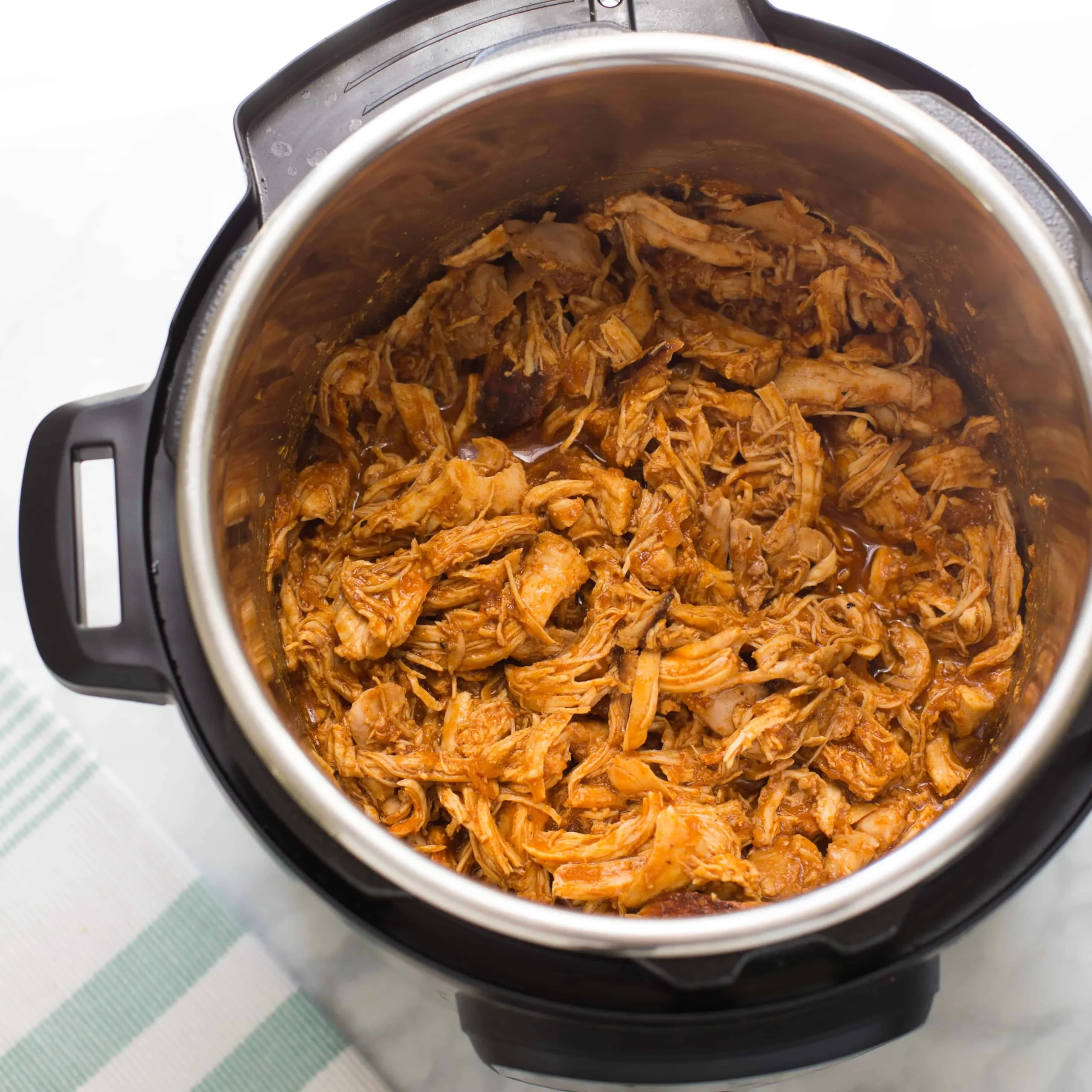 Instant Pot Barbecue Pulled Chicken