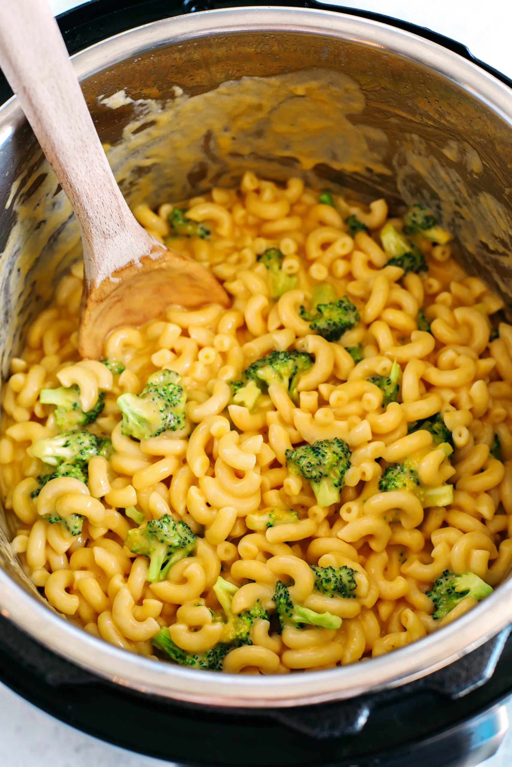 Instant Pot Mac and Cheese with Broccoli