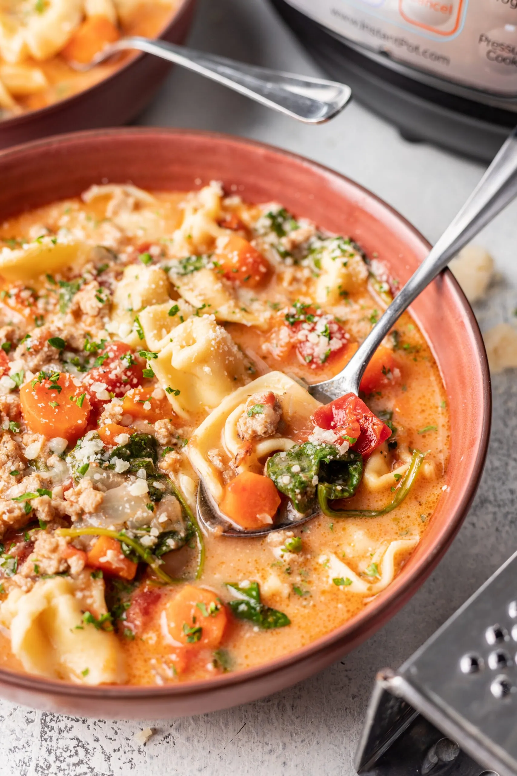 Instant Pot Tortellini Soup