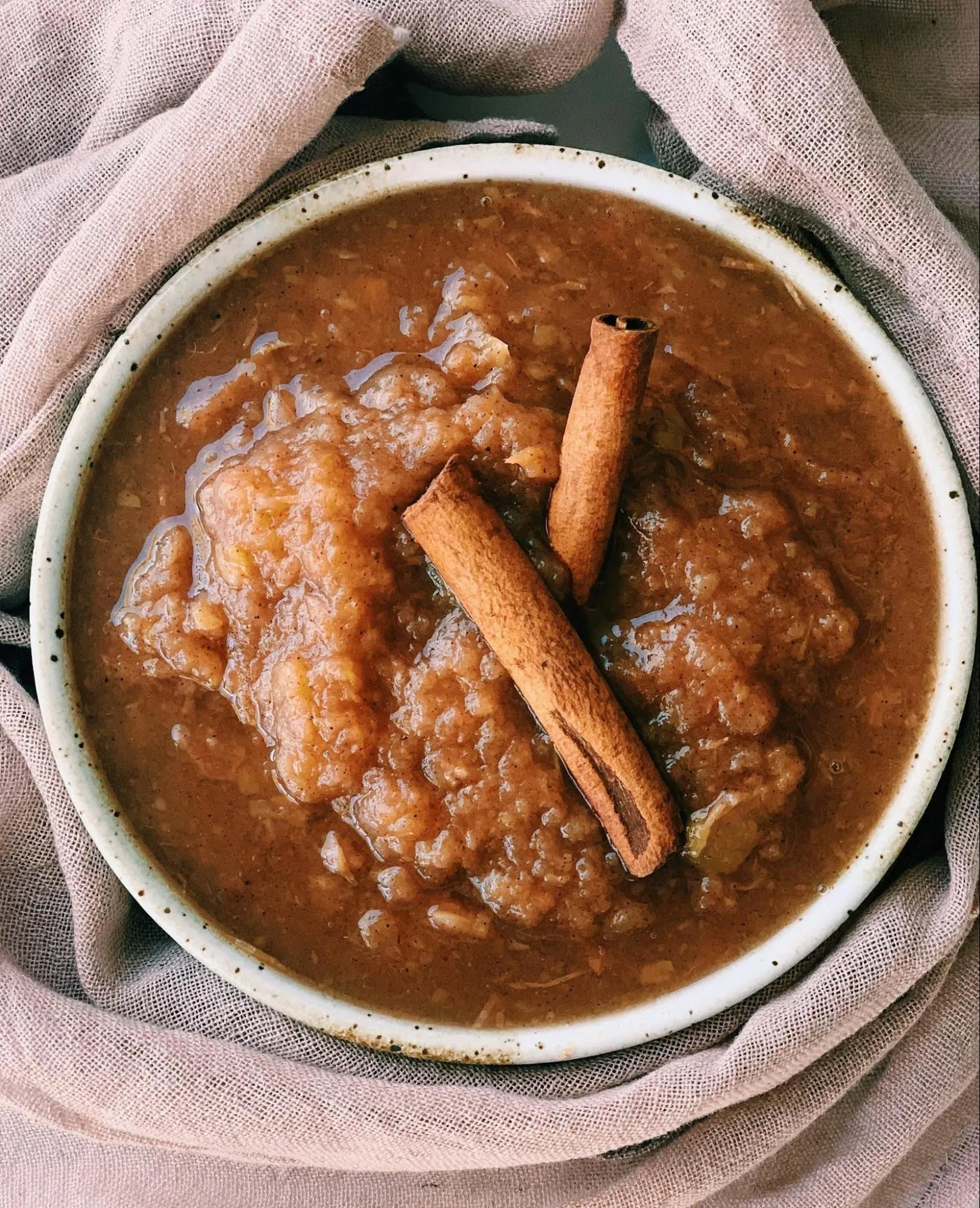 Instant Pot Unsweetened Applesauce