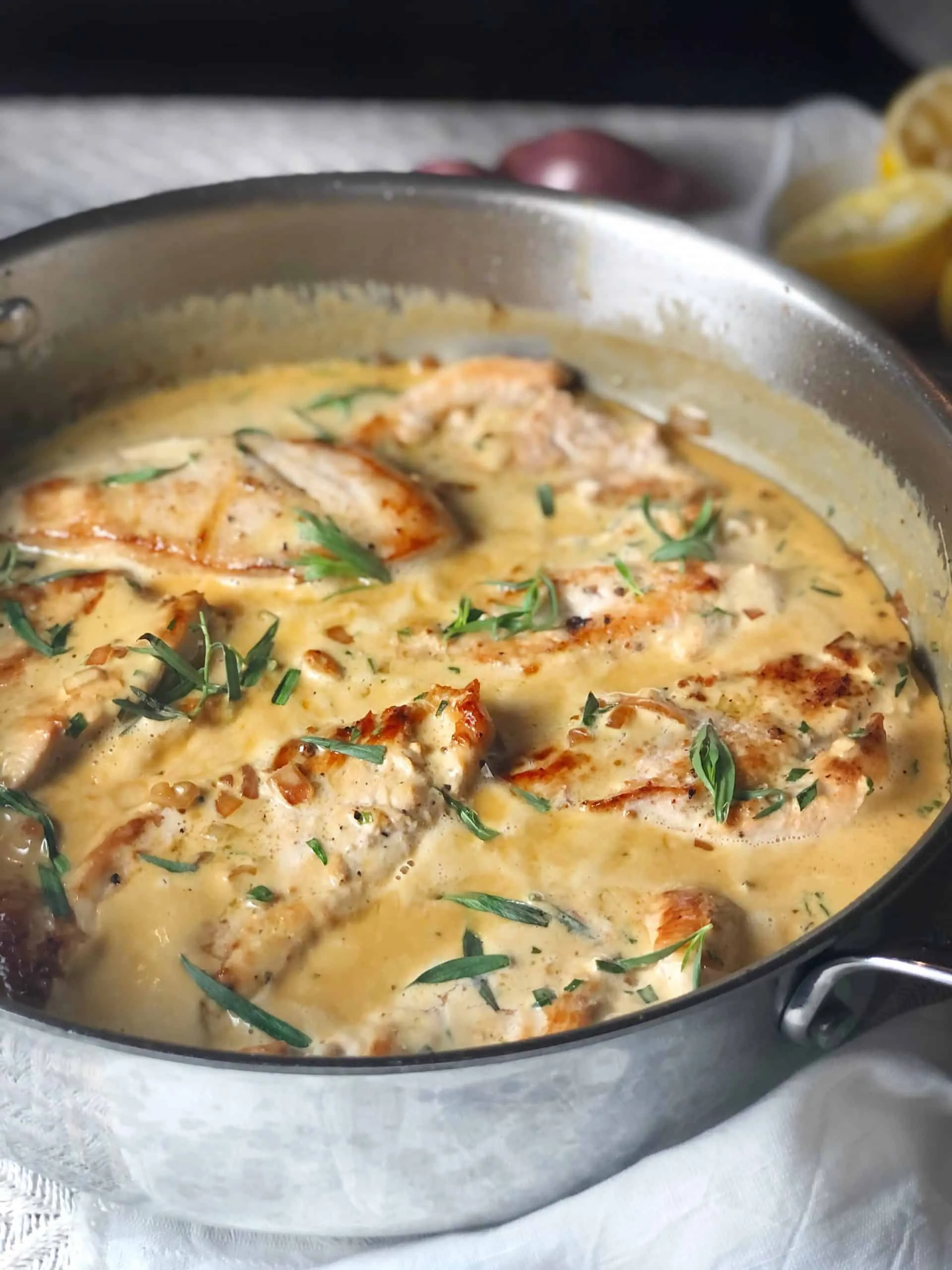 Jodies Chicken Breast in Tarragon Cream Sauce