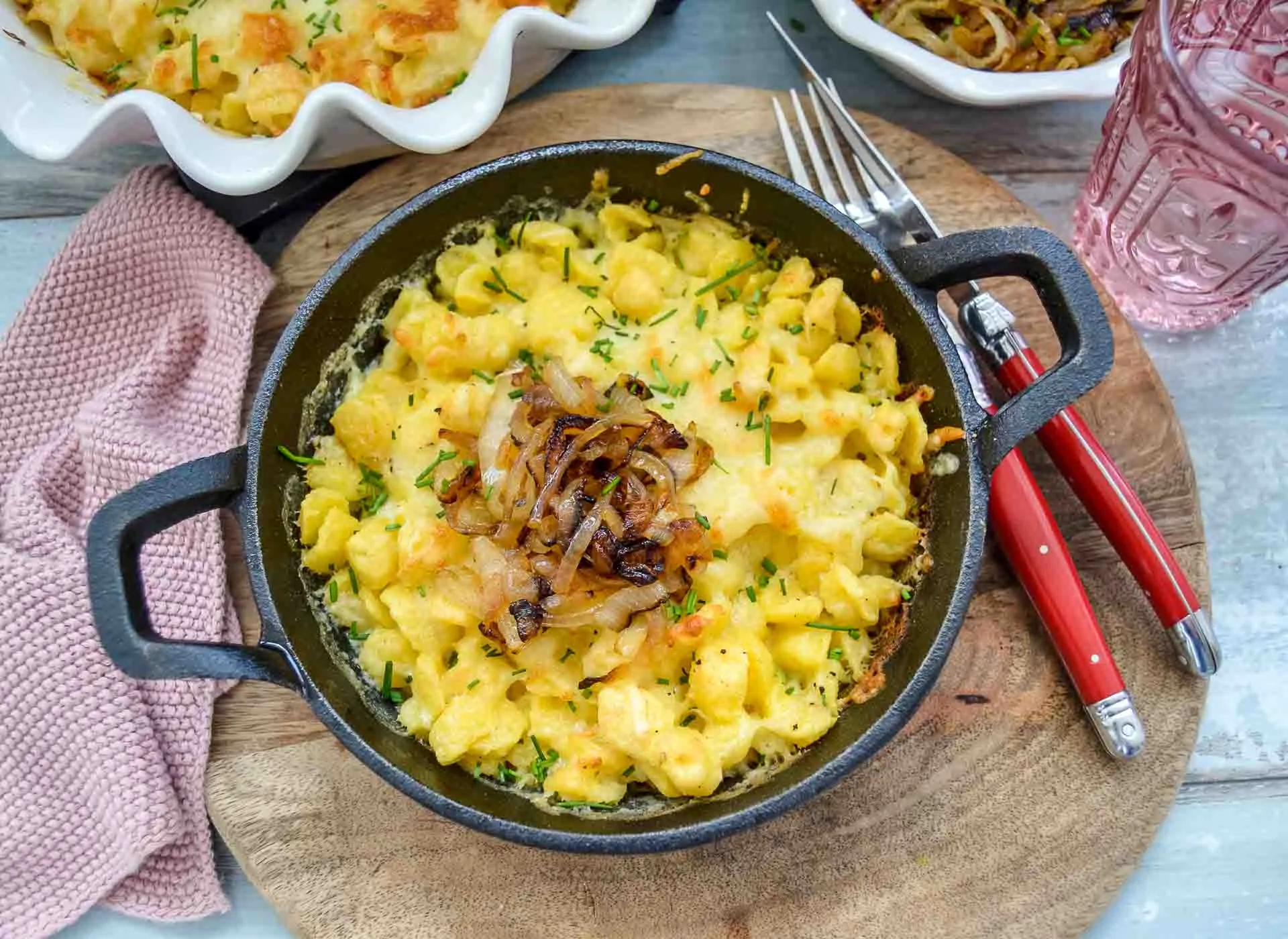 Kasspatzen Käsespätzle mit Röstzwiebeln