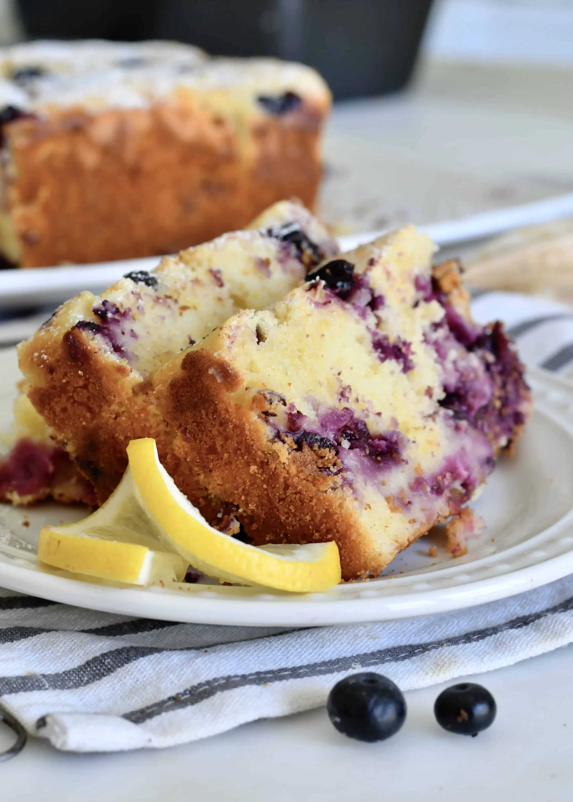 Lemon Berry Yogurt Cake