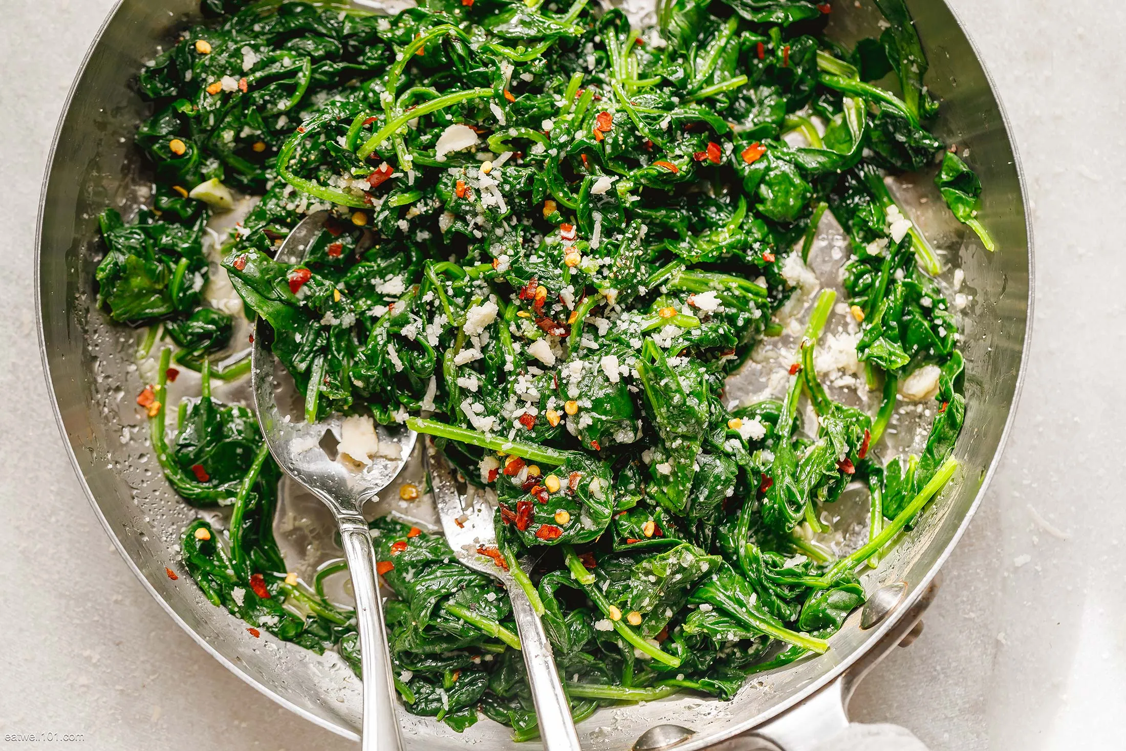 Lemon Garlic Sautéed Spinach