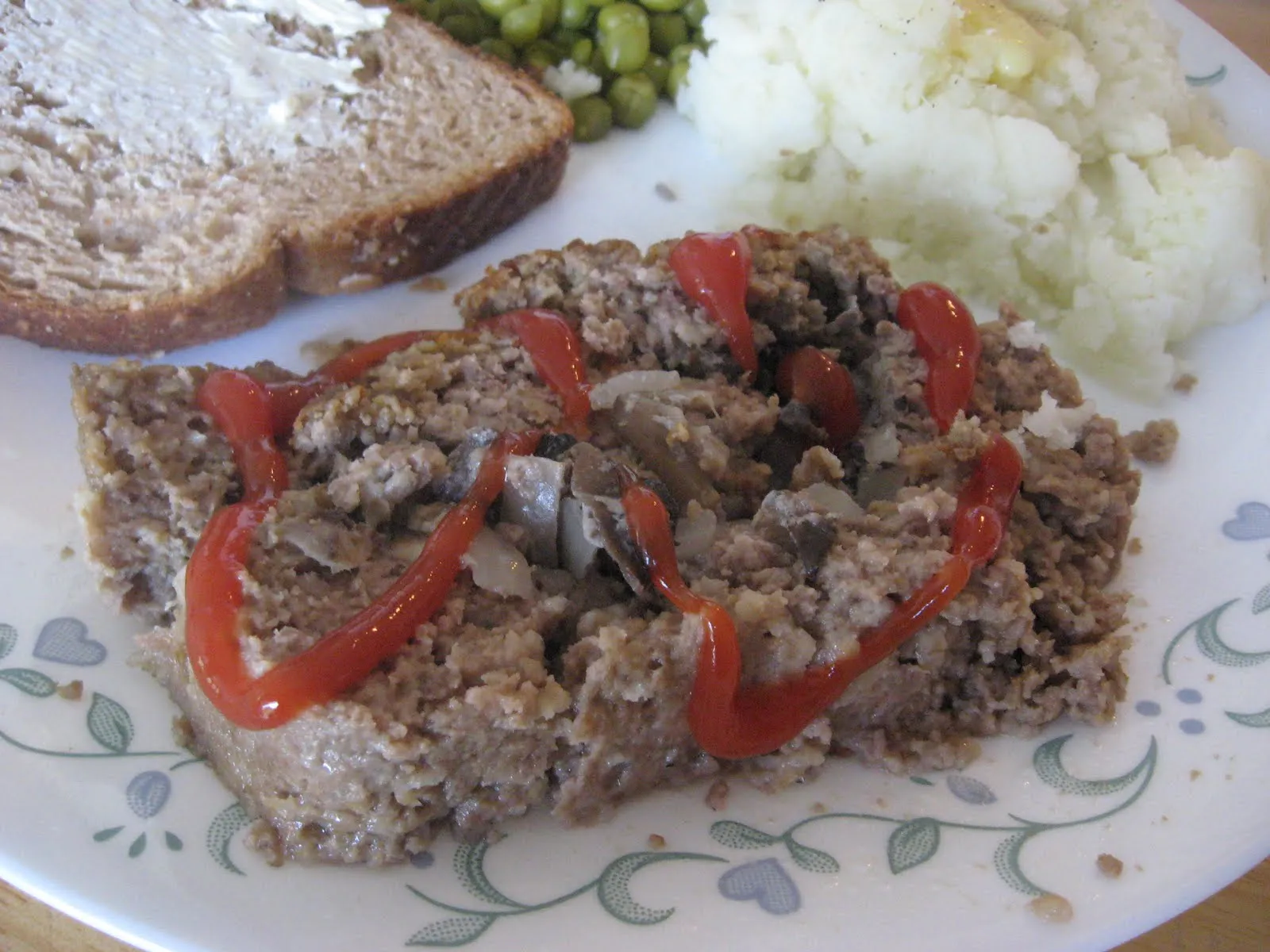 Lihamurekepiiras Meat Loaf in Sour Cream Pastry