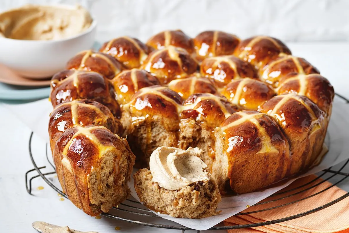 Mary vs Crescent Hot Cross Buns