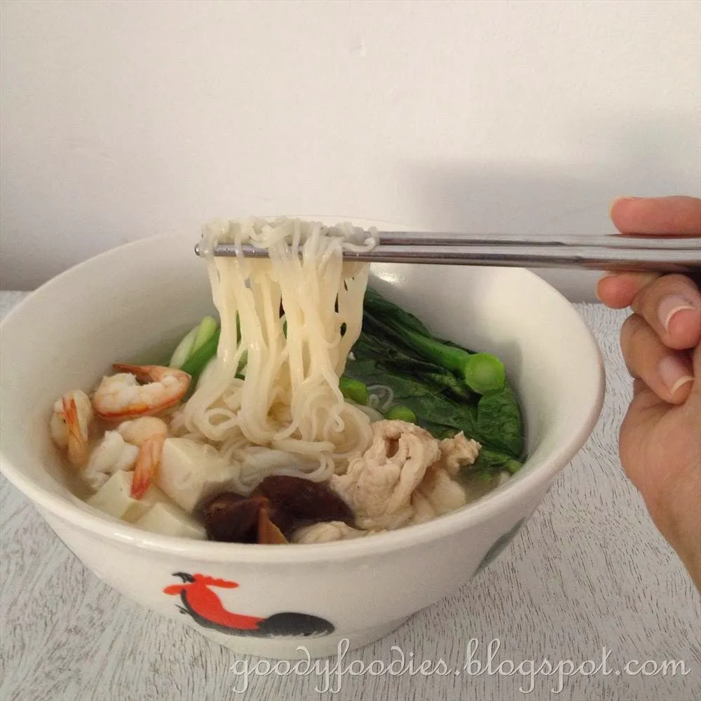 Mee Sua Noodle Soup