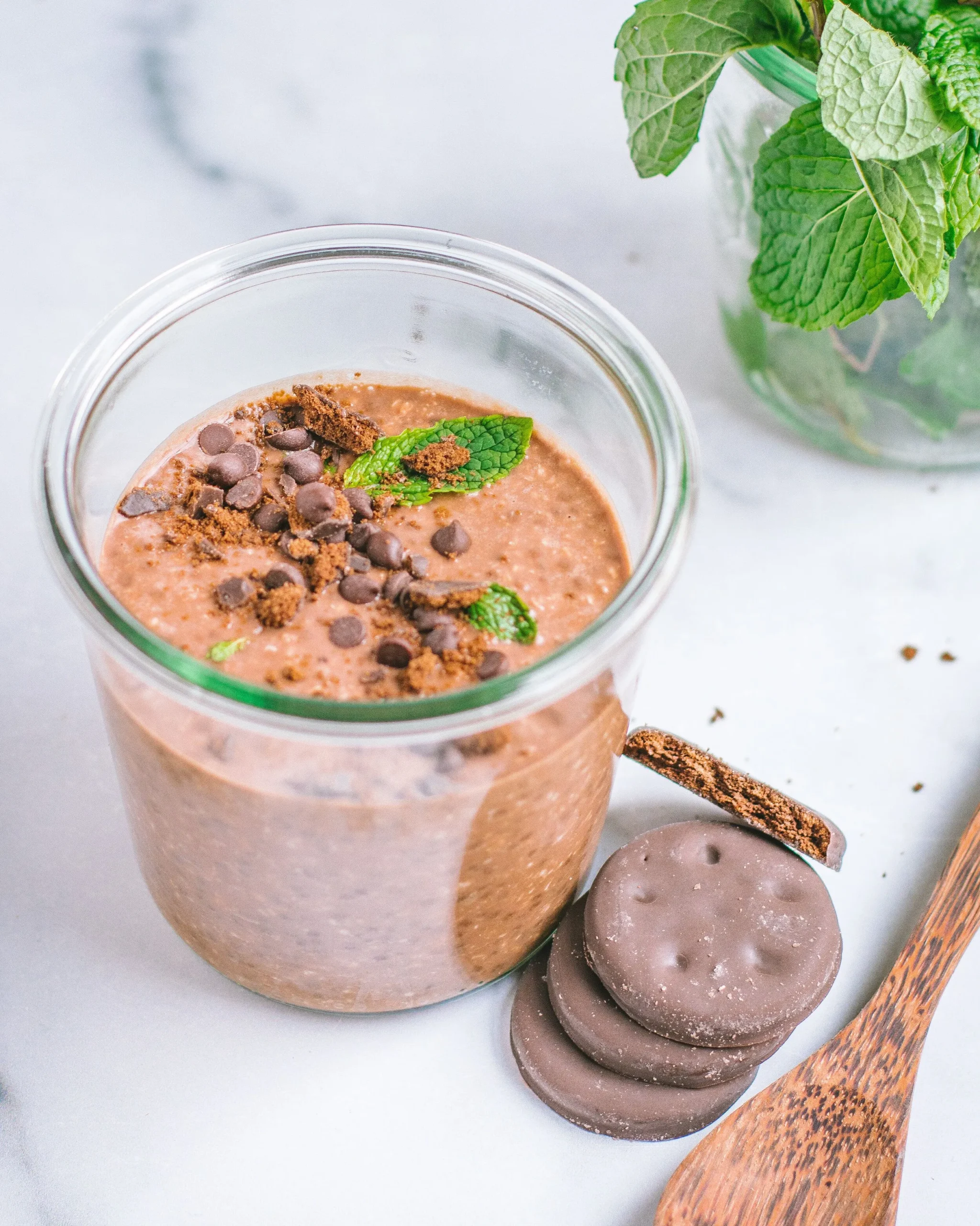 Mint Chocolate Overnight Oats Thin Mint Cookie