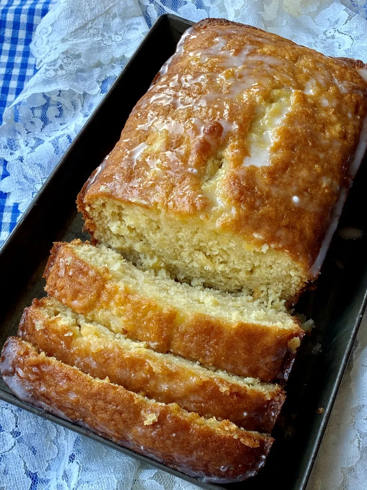 Mrs Burtt's Pineapple Loaf