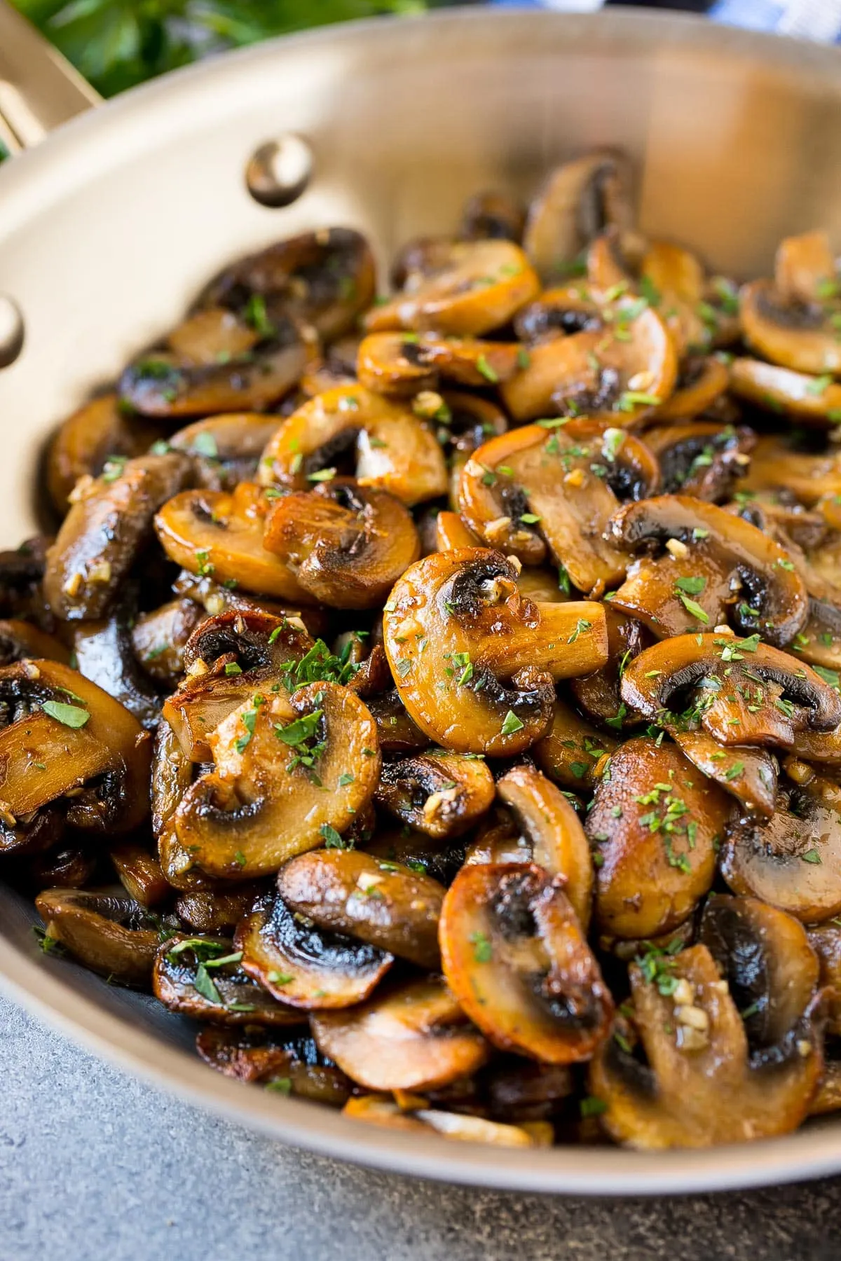 Mushrooms Sauteed with Garlic Butter