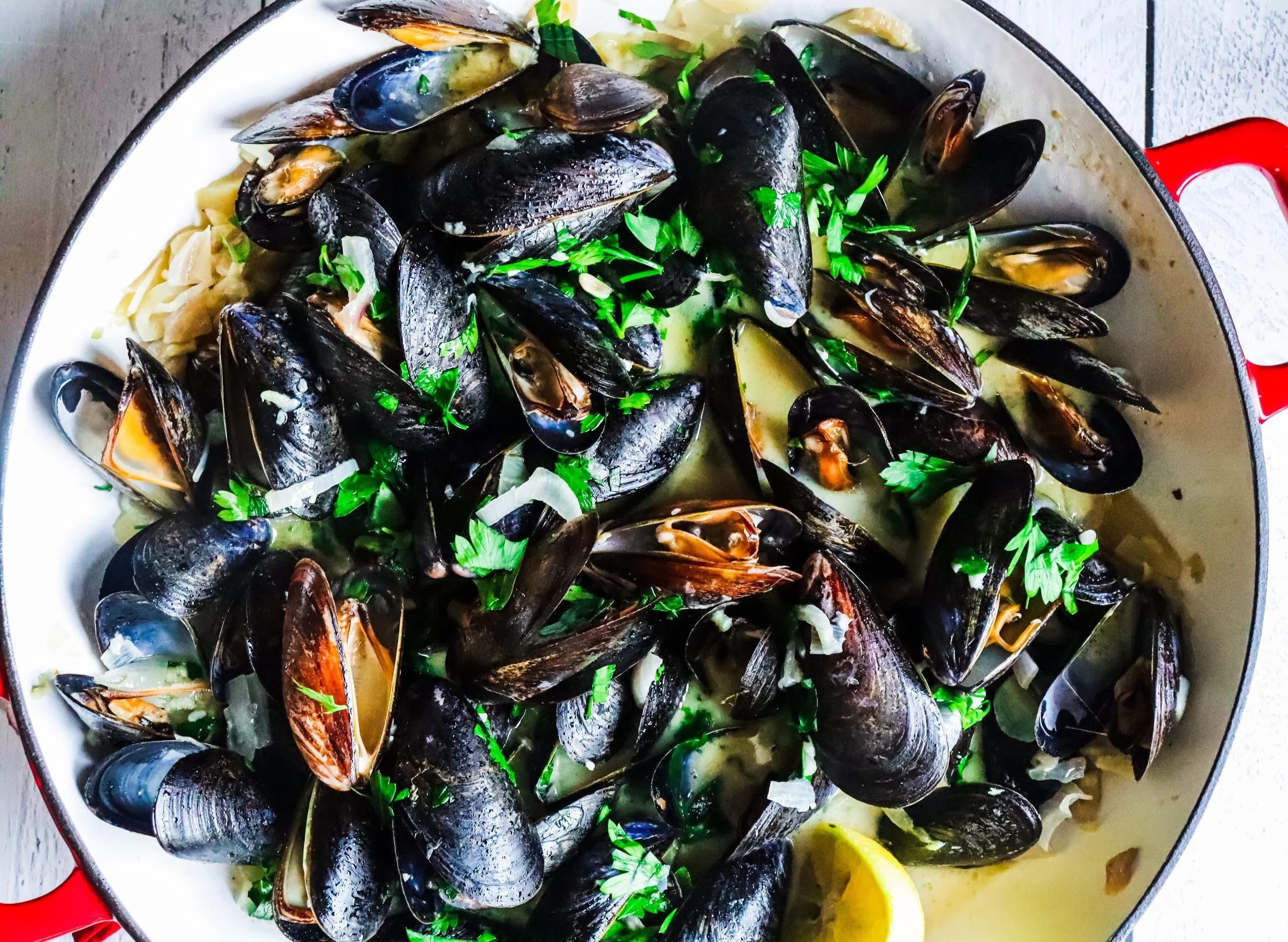 Mussels with White Wine and Garlic