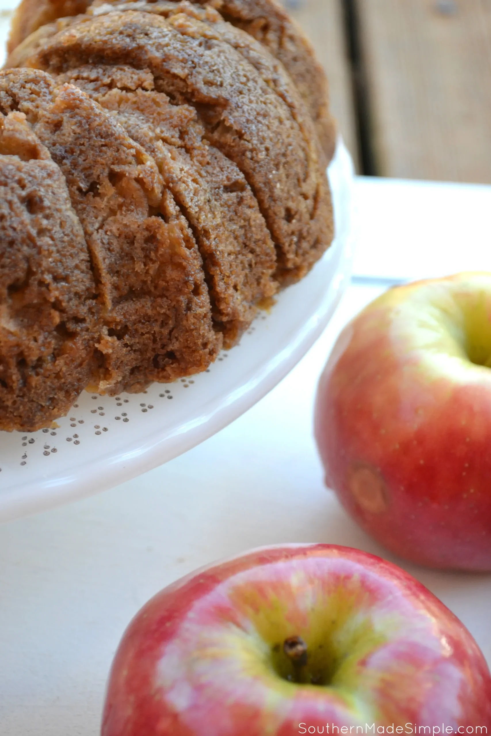 No Icing Apple Cake