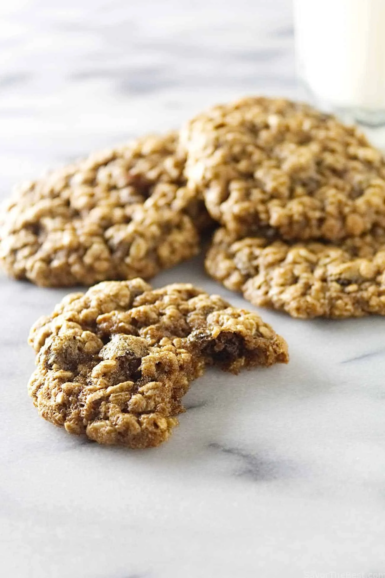 Oatmeal Raisin Spelt Cookies