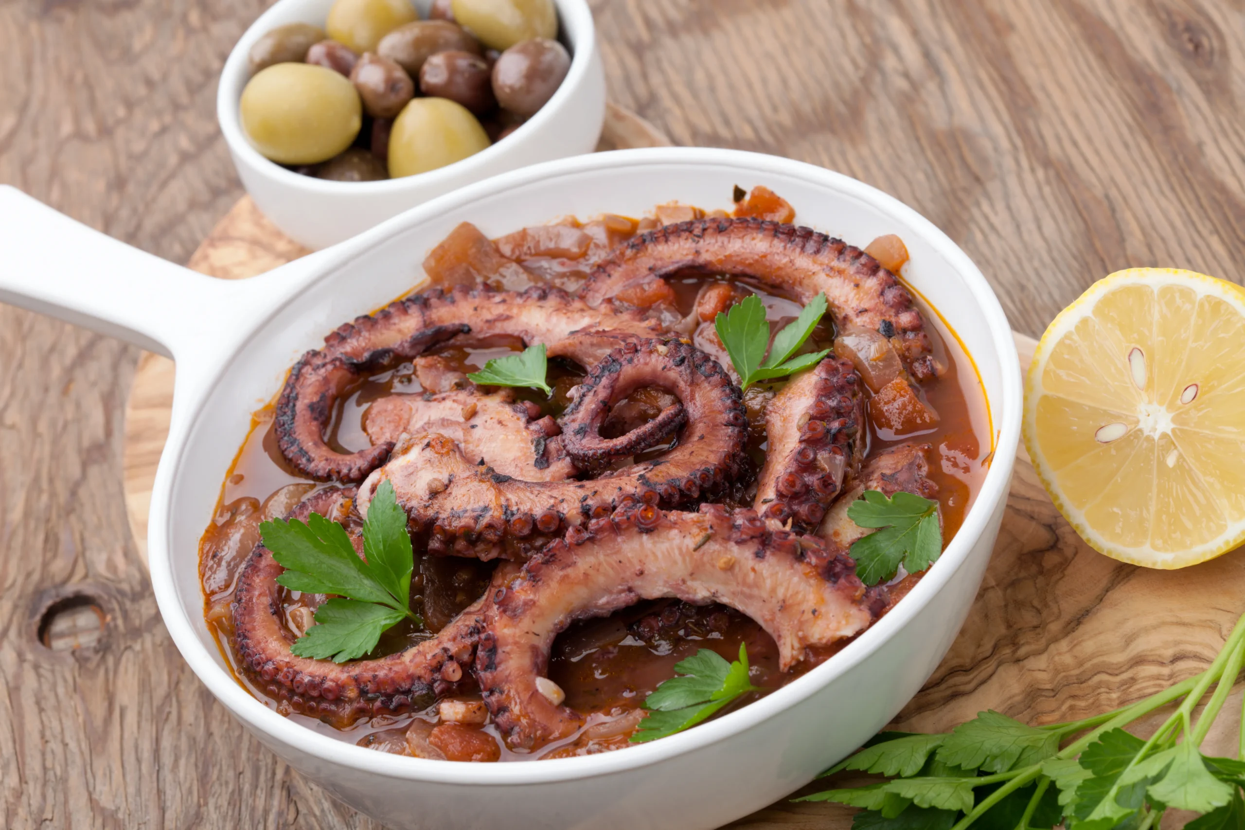 Oktapodi Krasato (Octopus in Red Wine)