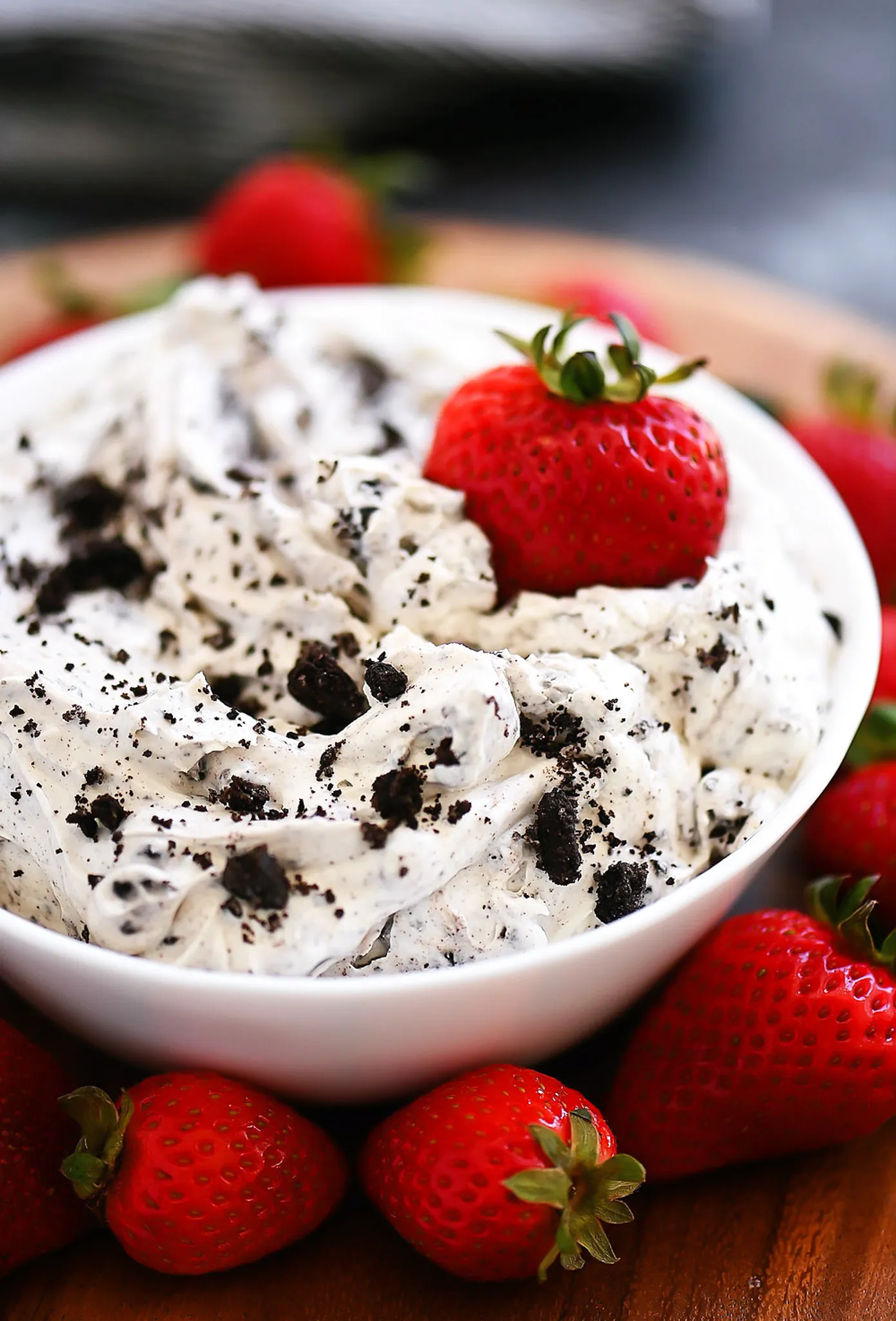 Oreo Cookie Filling Dip