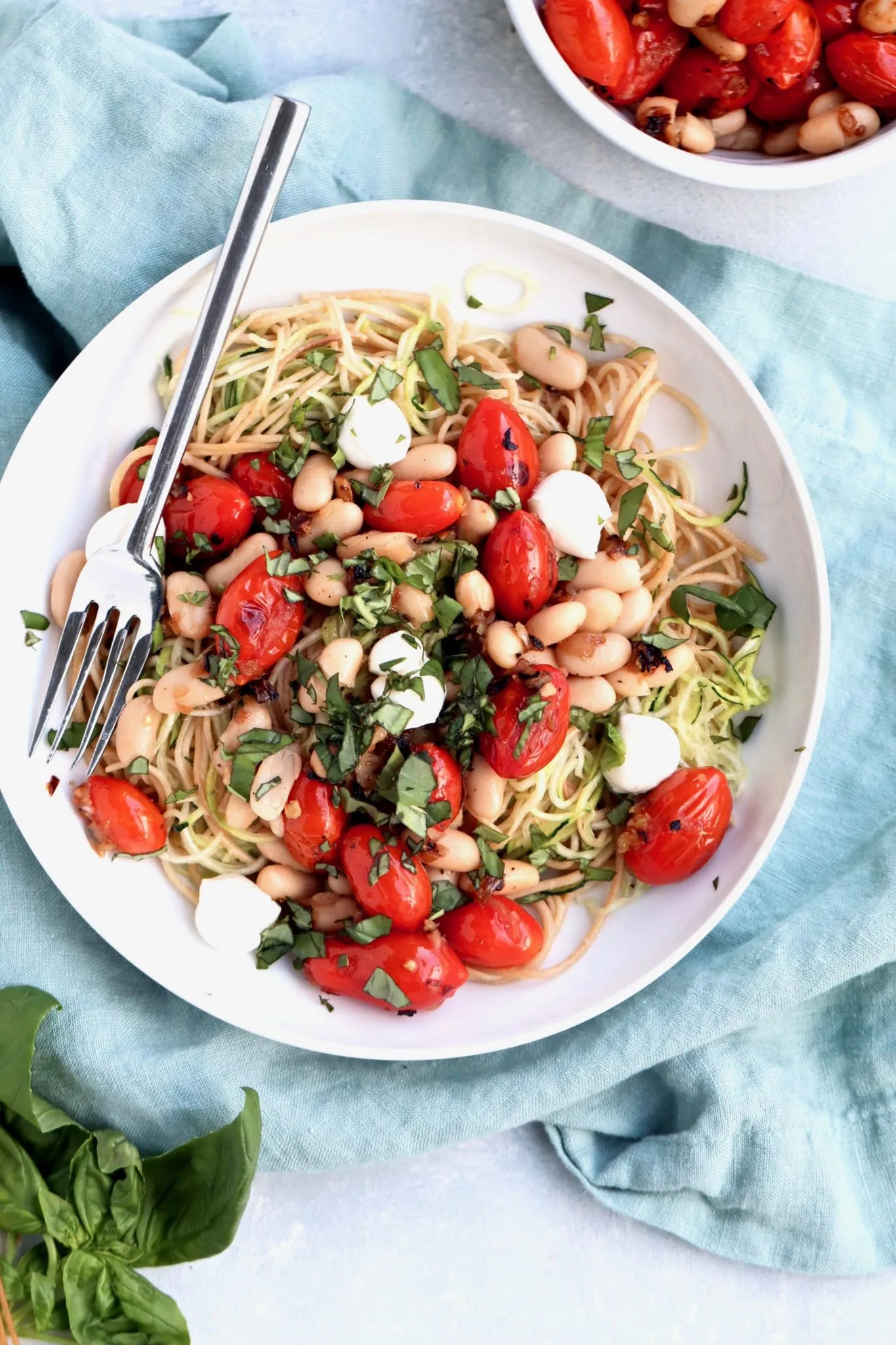 Pasta with White Beans and Tomatoes