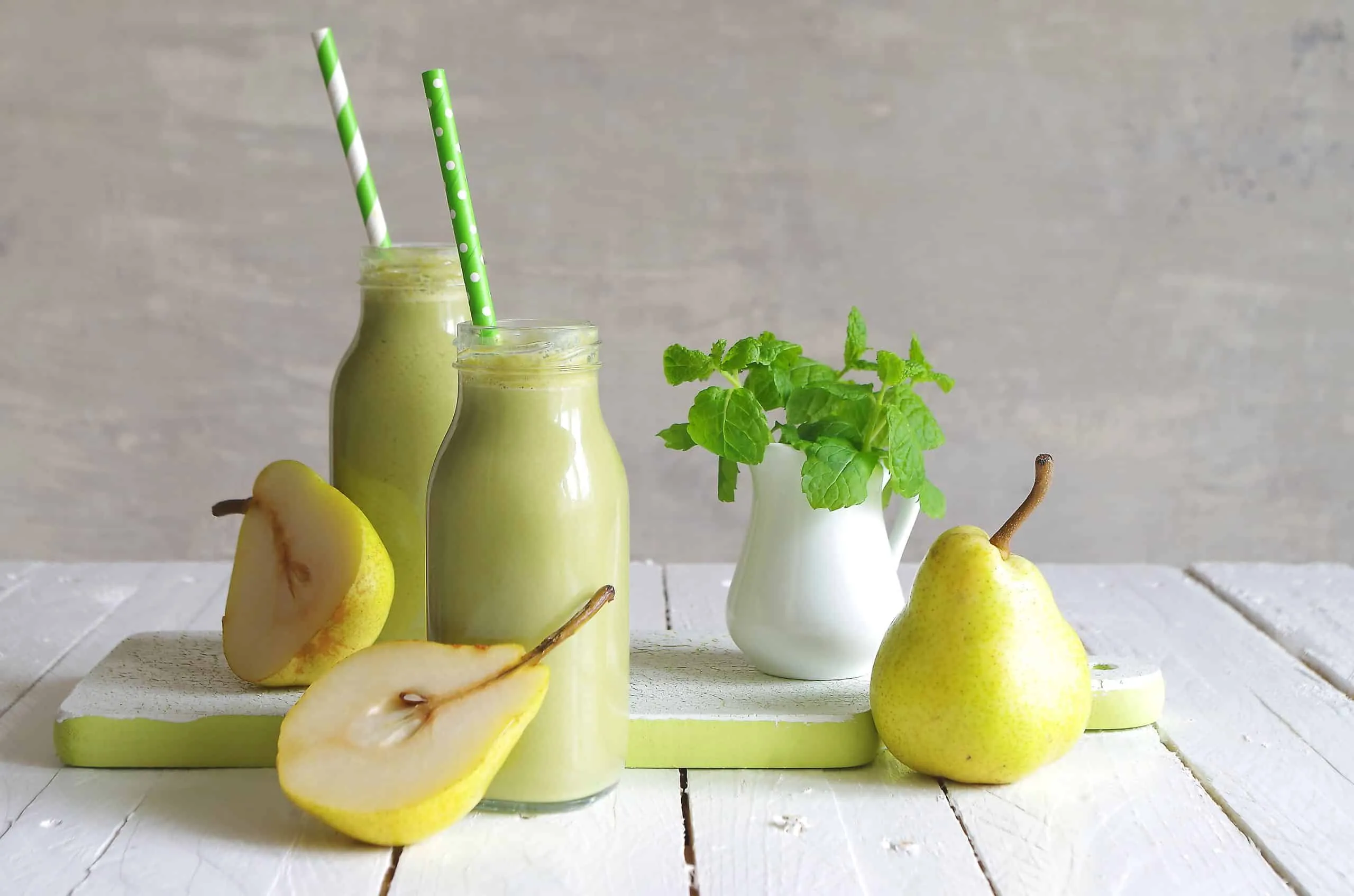 Pear Cashew Cream Green Smoothie