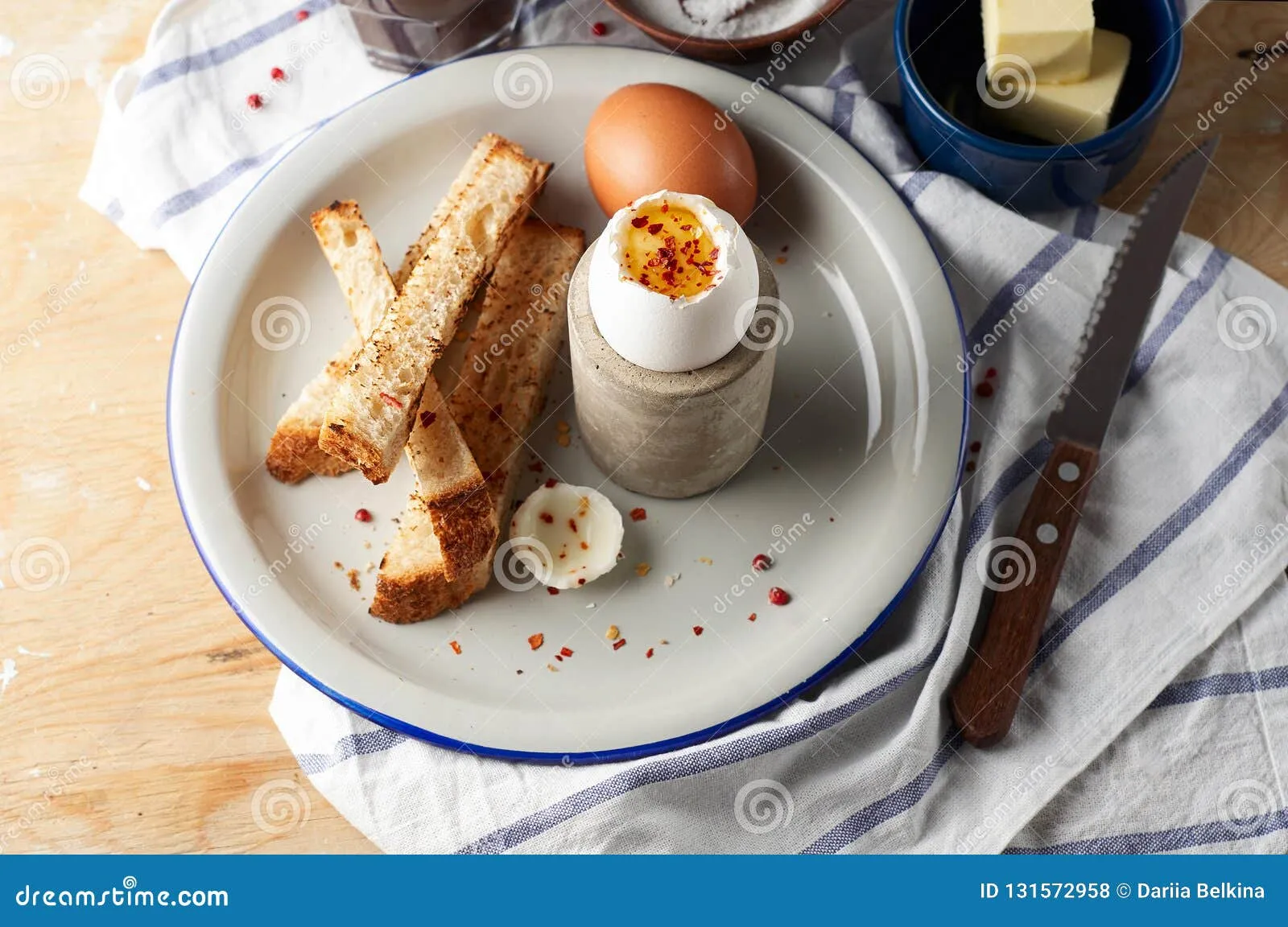 Perfect Soft Cooked Eggs with Buttered Toast Soldiers