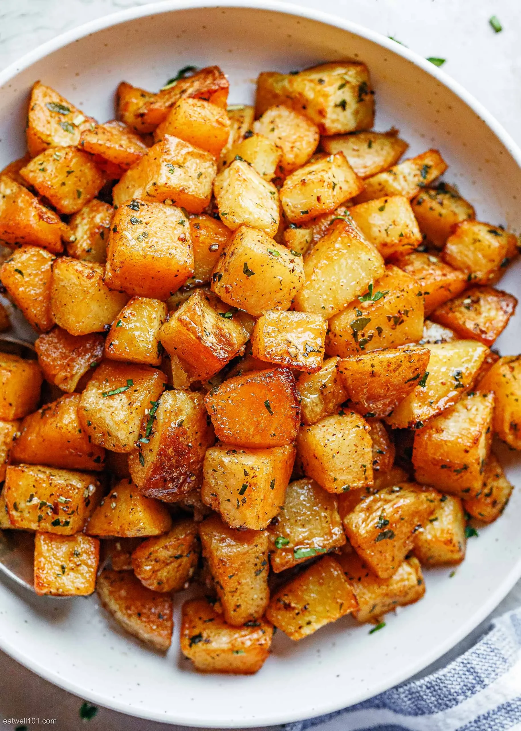 Potatoes Roasted with Garlic
