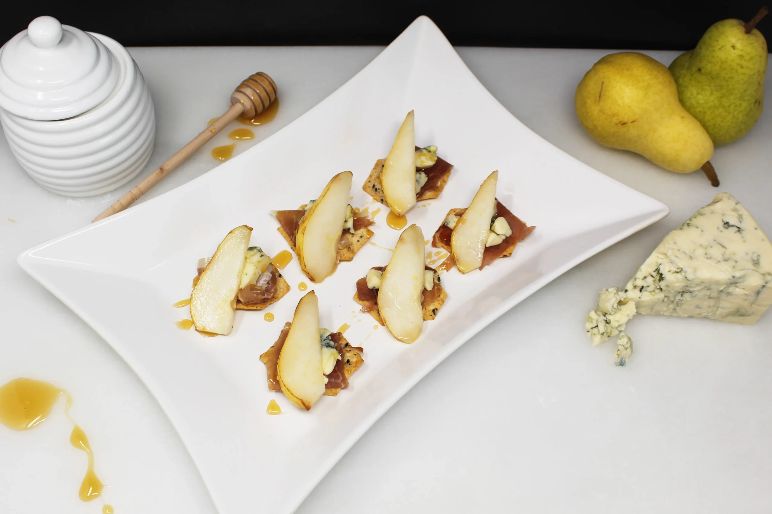 Prosciutto Pear and Blue Cheese Bites