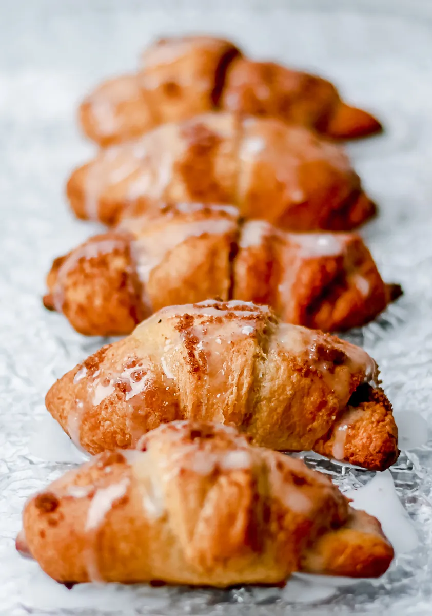 Quick Cinnamon Crescent Rolls