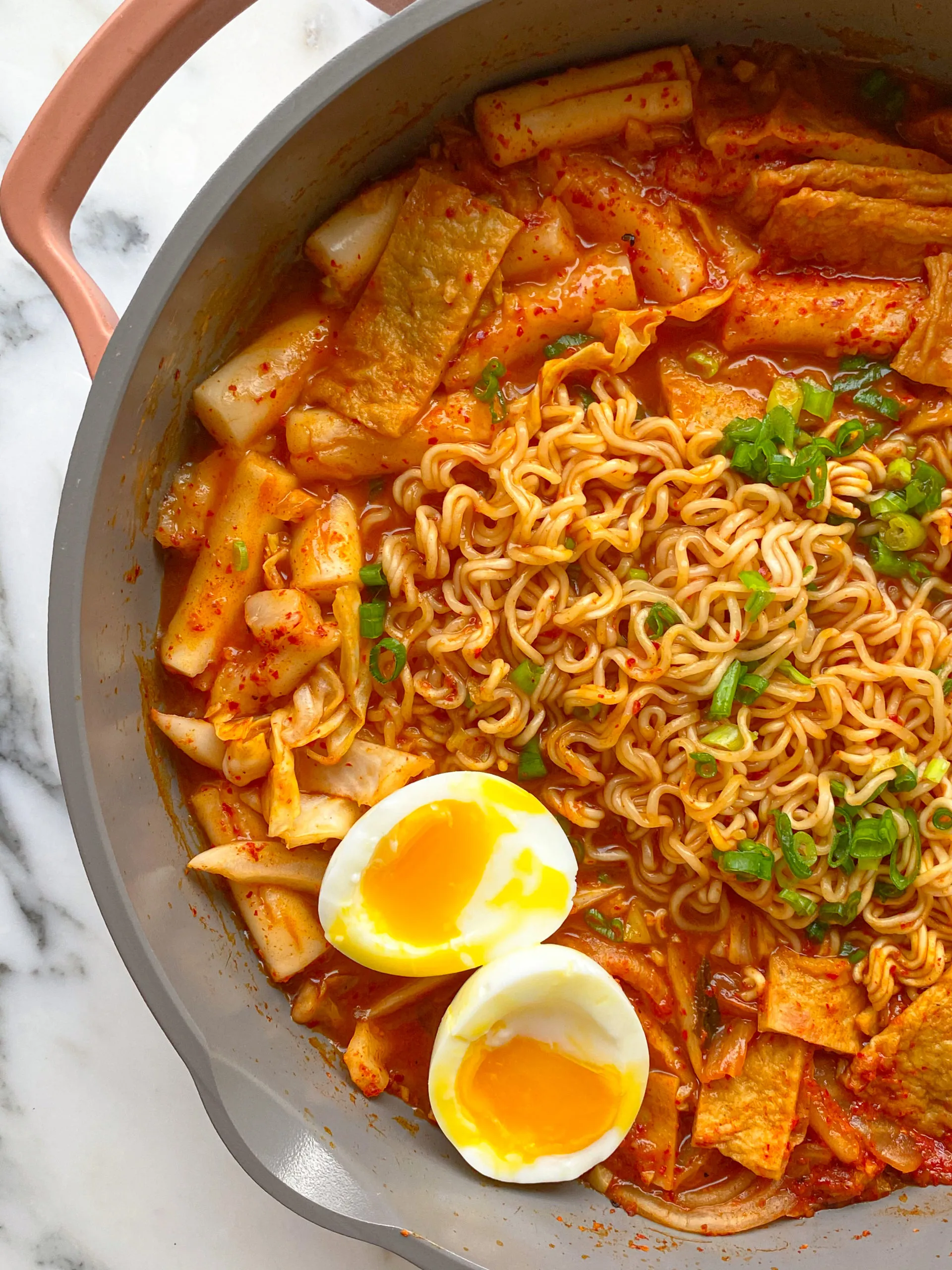 Rabboki Korean Sweet Spicy Ramen