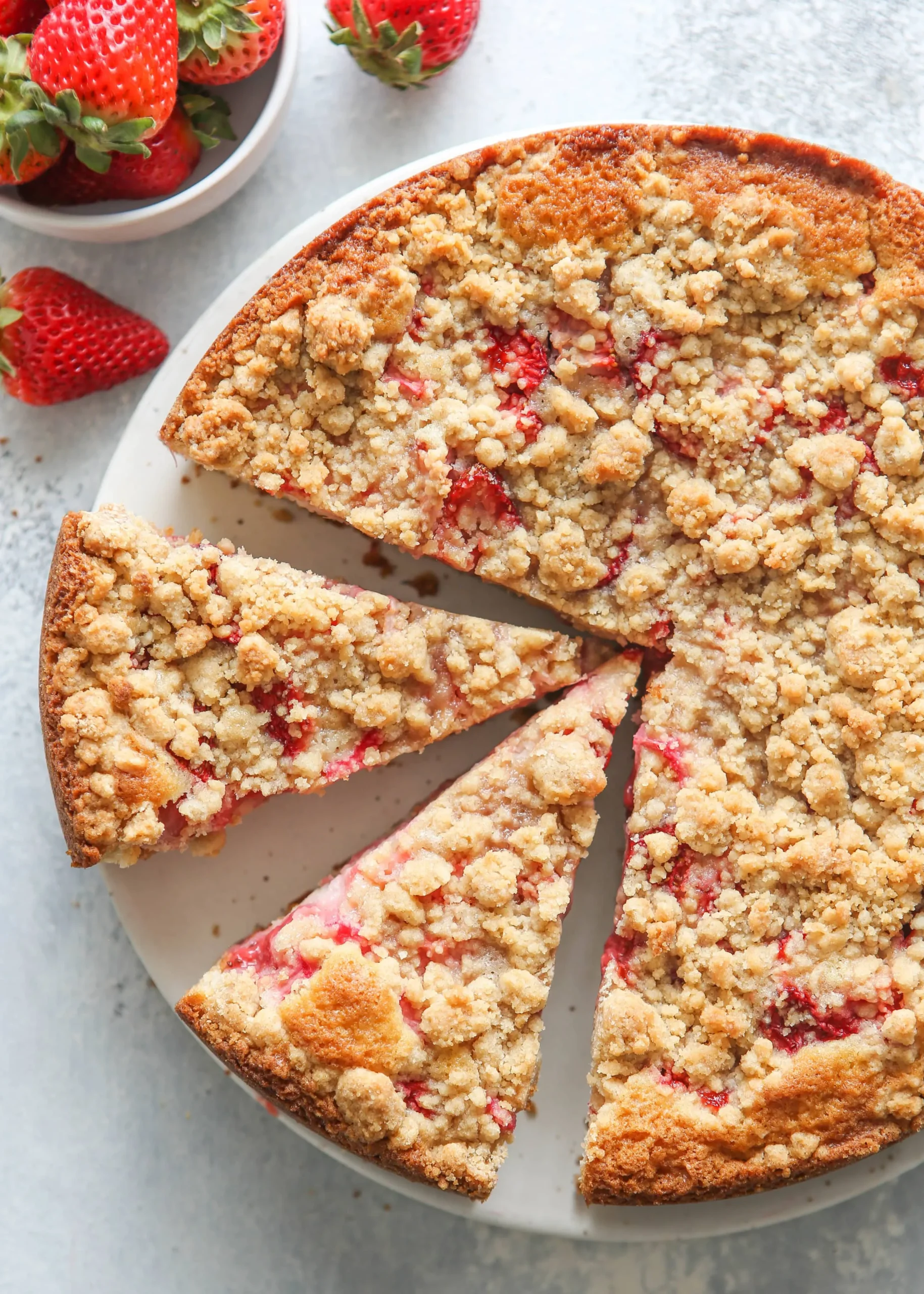 Rhubarb Strawberry Coffee Cake