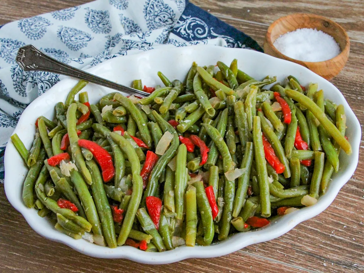 Roasted Green Beans and Red Bell Pepper with Garlic and Ginger
