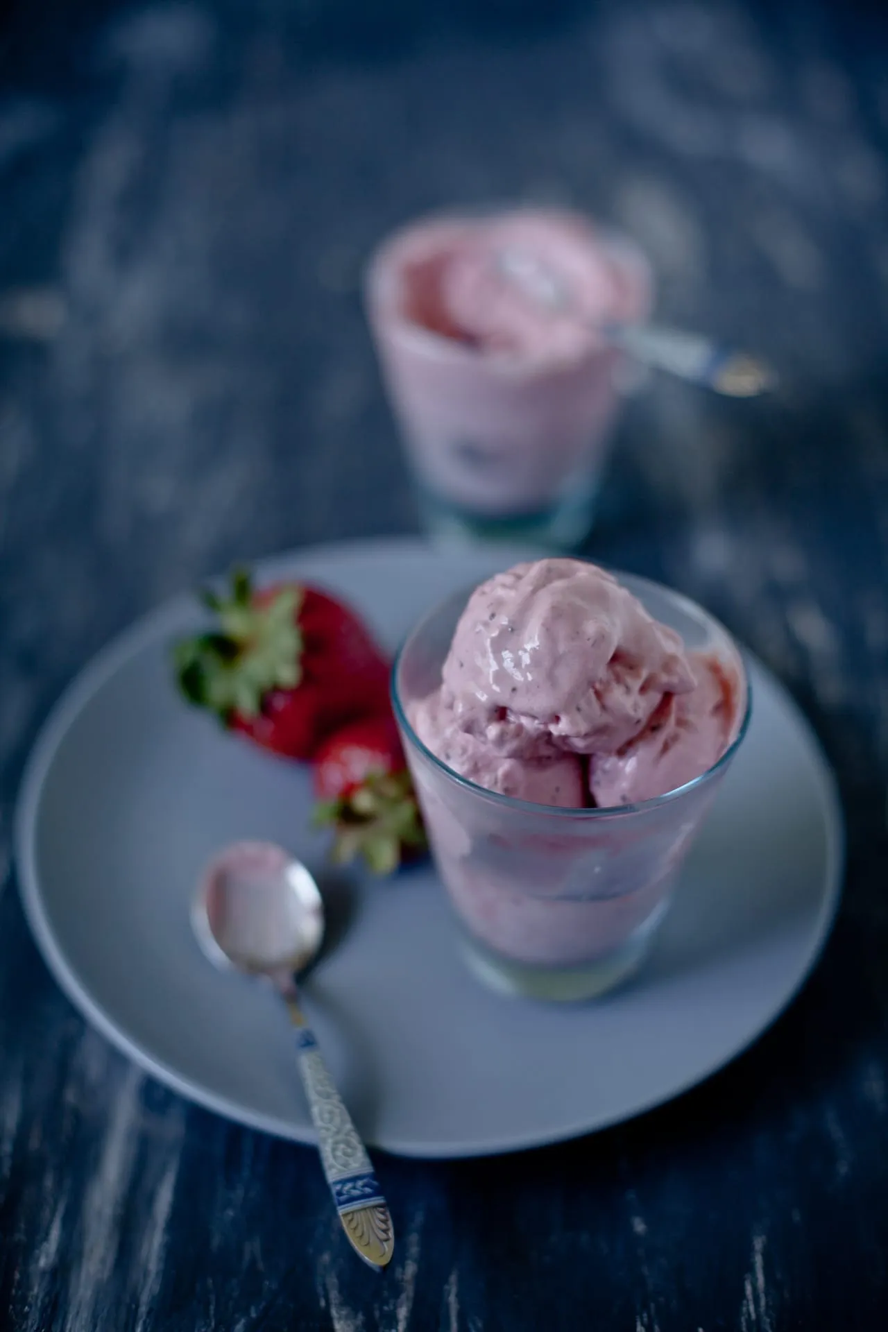 Roasted Strawberry Vanilla Bean Frozen Yogurt