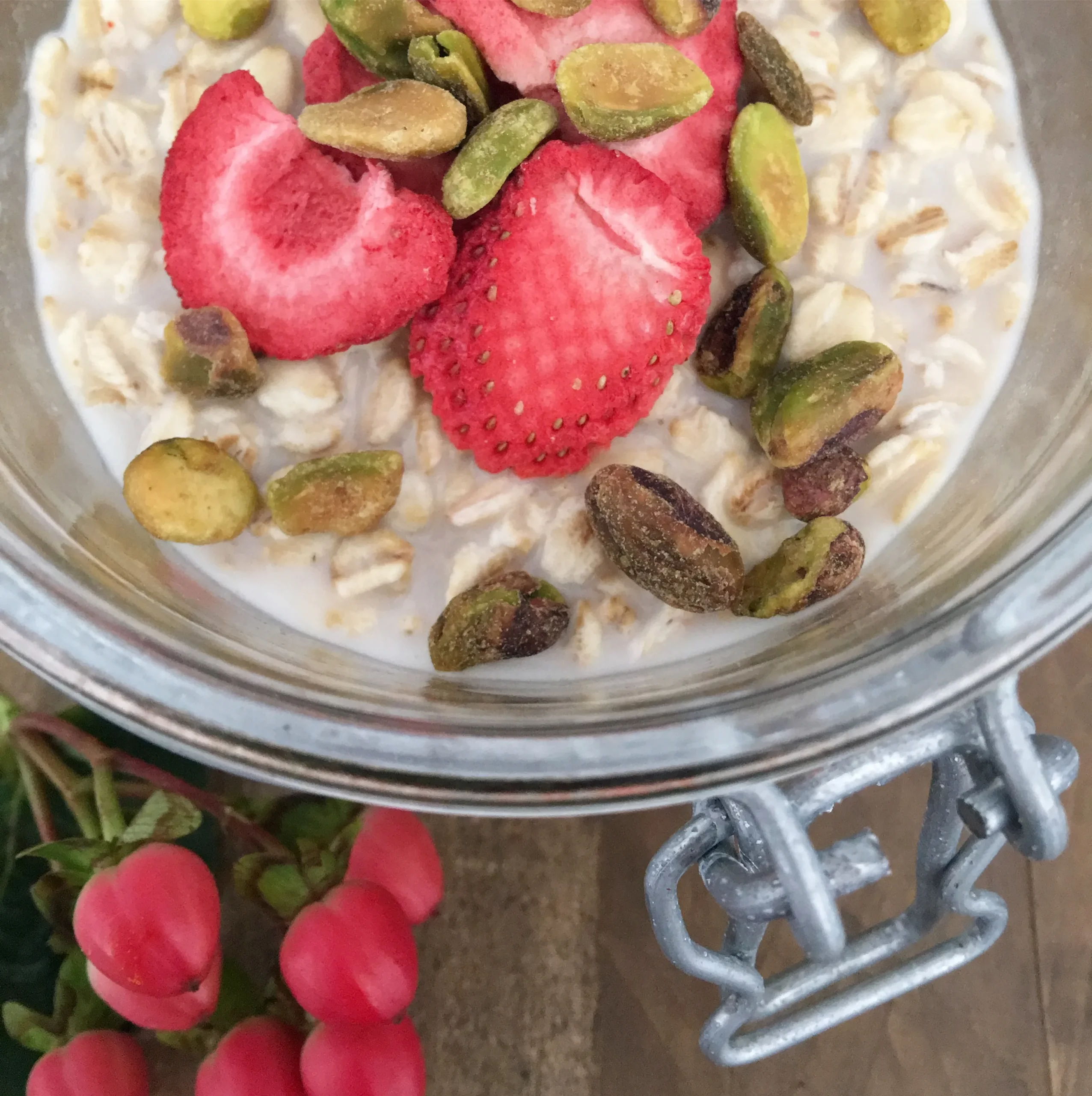 Roasted Strawberry and Pistachio Morning Oats