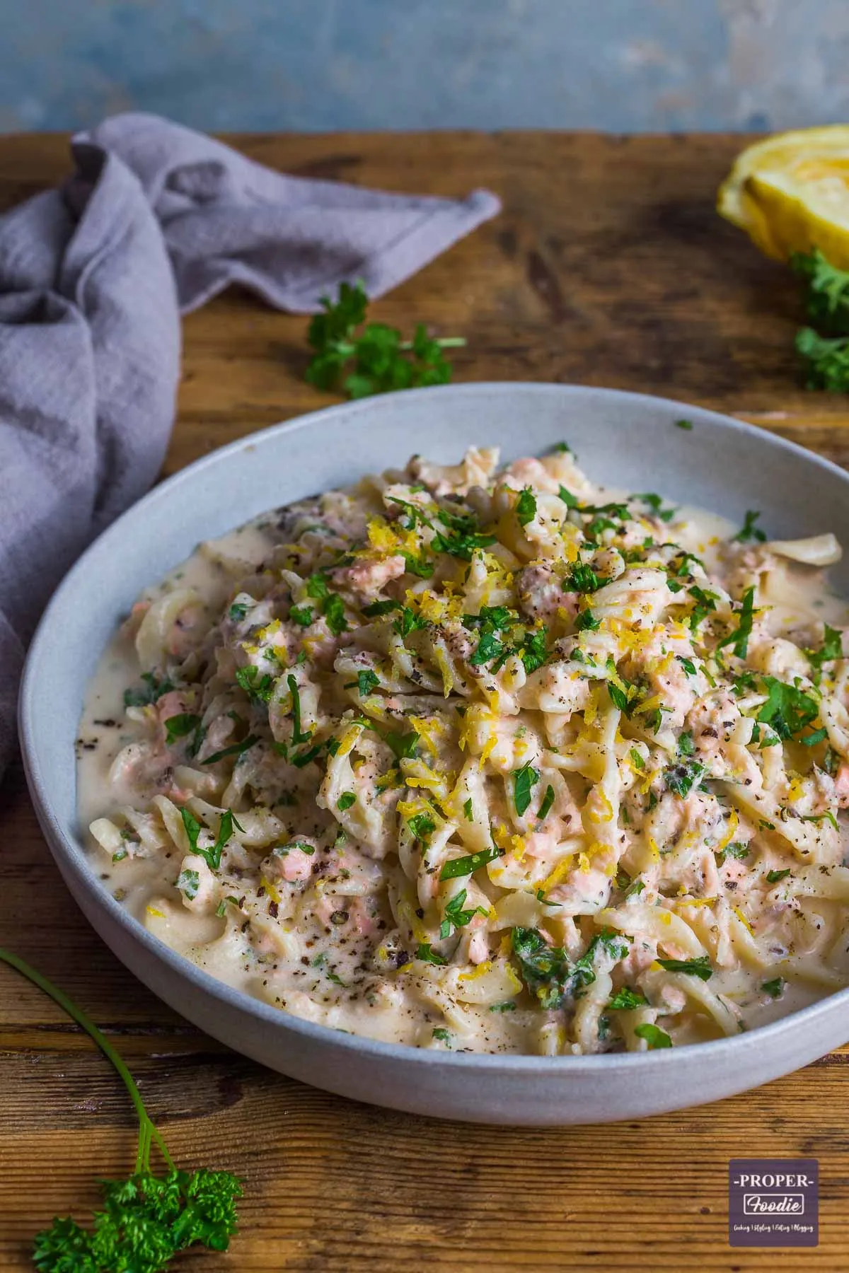 Salmon Pasta with Parsley Sauce