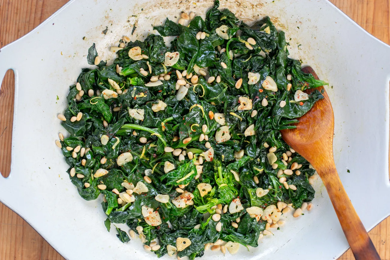 Sautéed Spinach with Toasted Pine Nuts