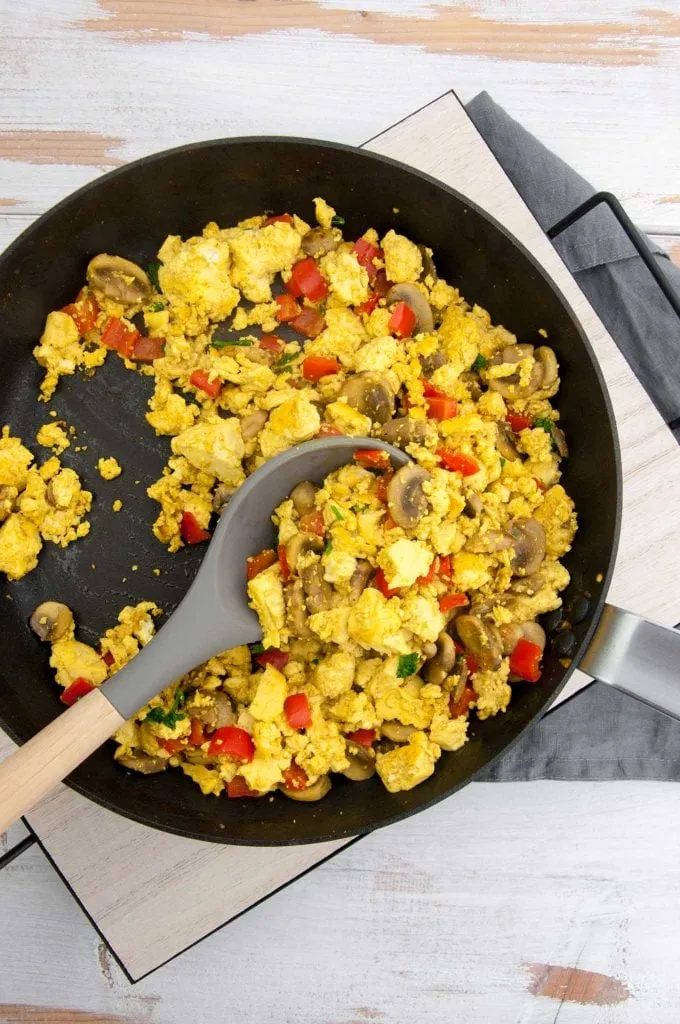 Scrambled Tofu with Mushrooms and Peppers