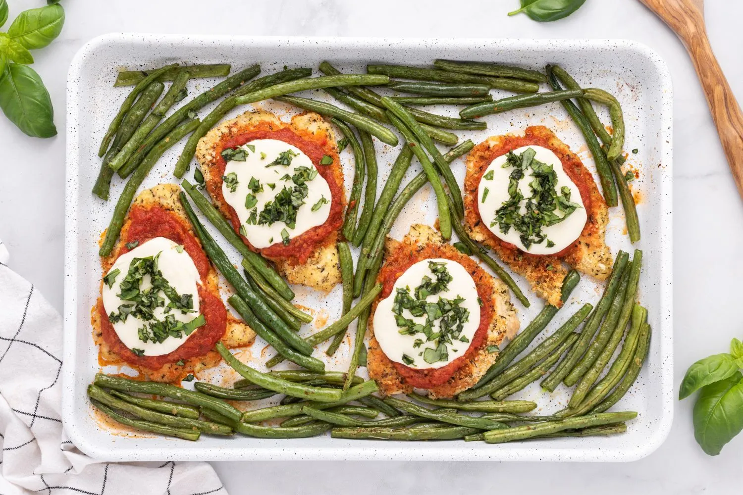 Seventeen Healthy Sheet Pan Dinners