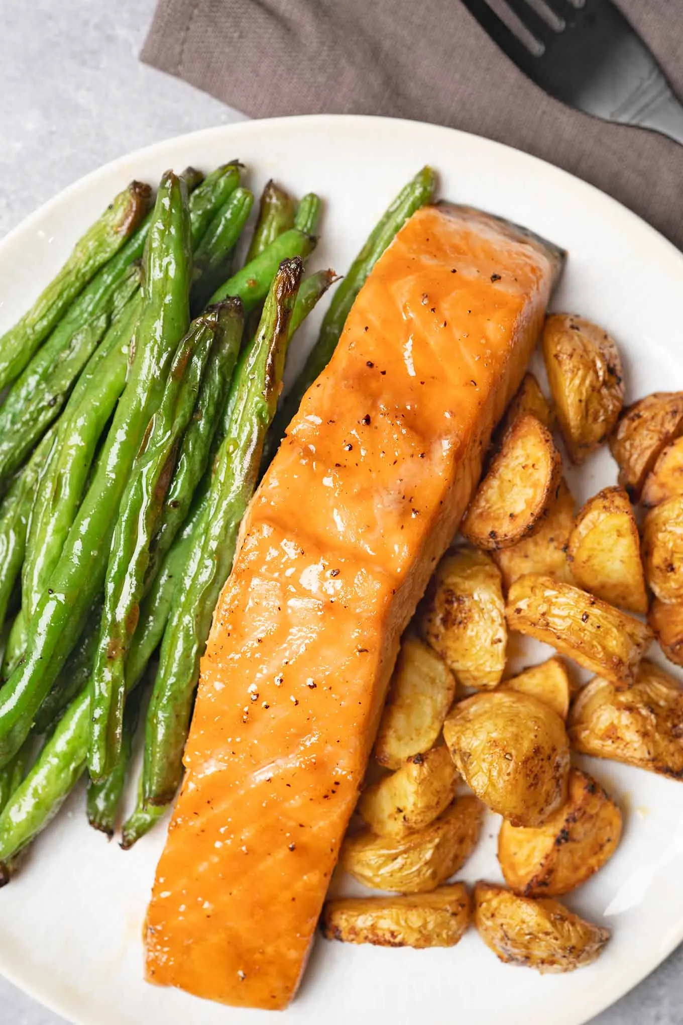 Sheet Pan Salmon Dinner with Baby Potatoes and Green Beans