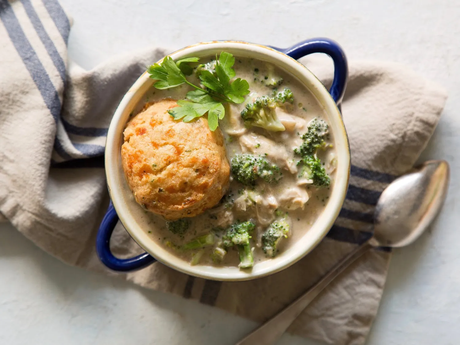 Skillet Chicken Broccoli and Cheese Veggie Tot Pie