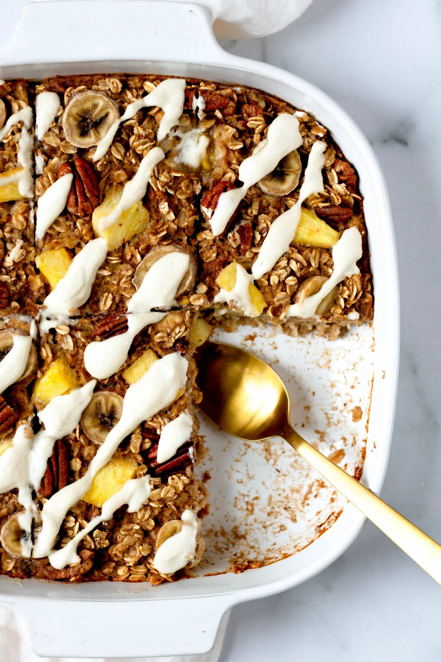 Slow Cooker Hummingbird Cake Oatmeal