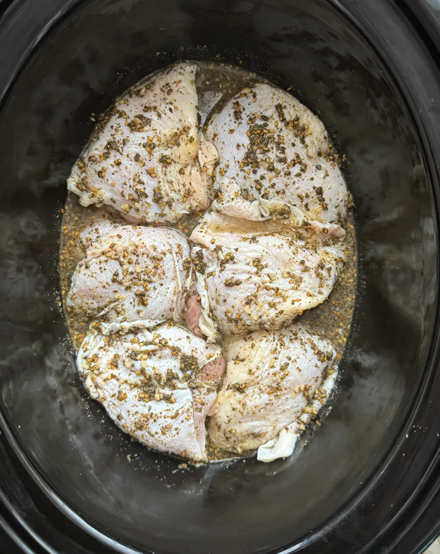 Slow Cooker Zaatar Chicken Thighs