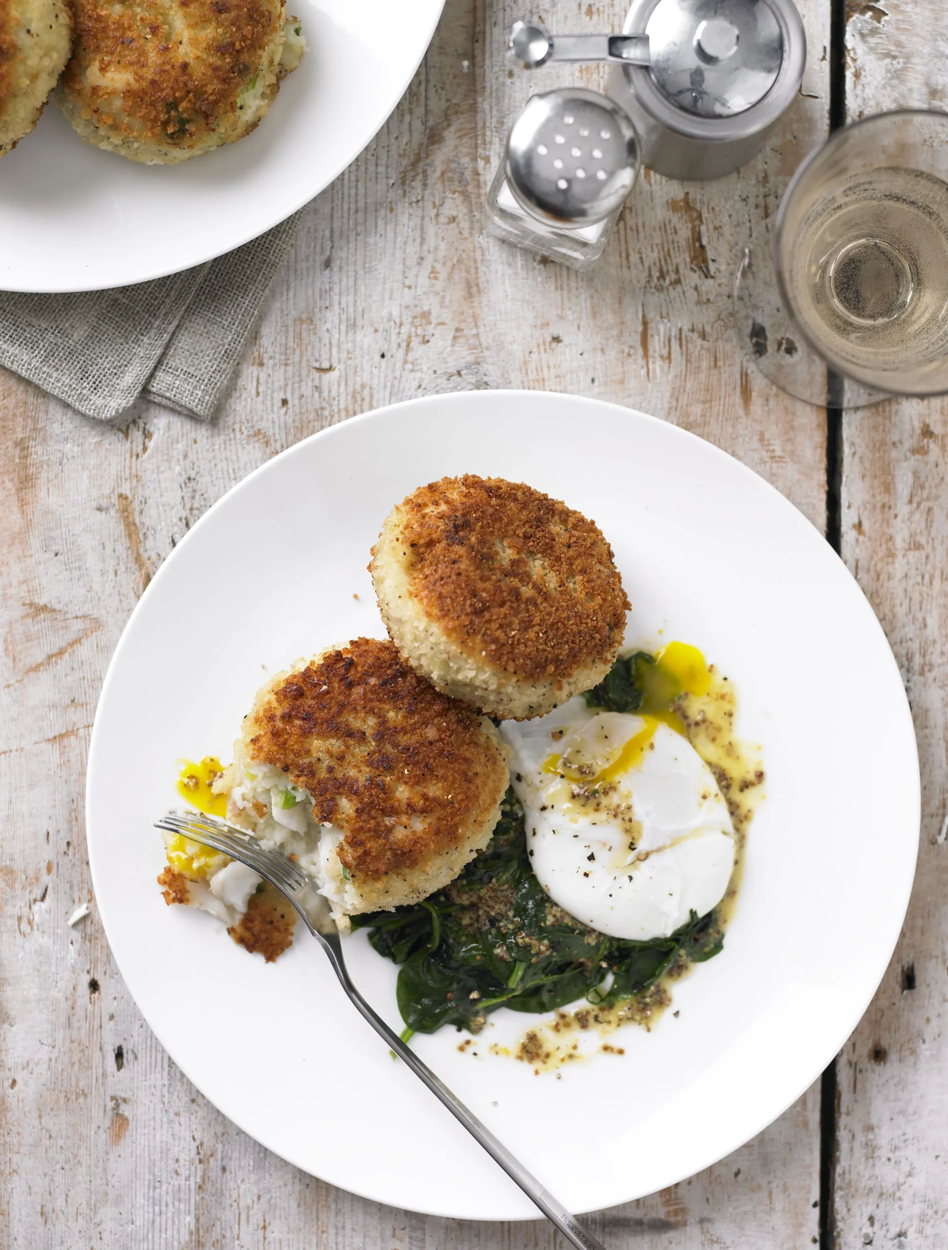 Smoked Haddock Fishcakes with Spinach Poached Egg