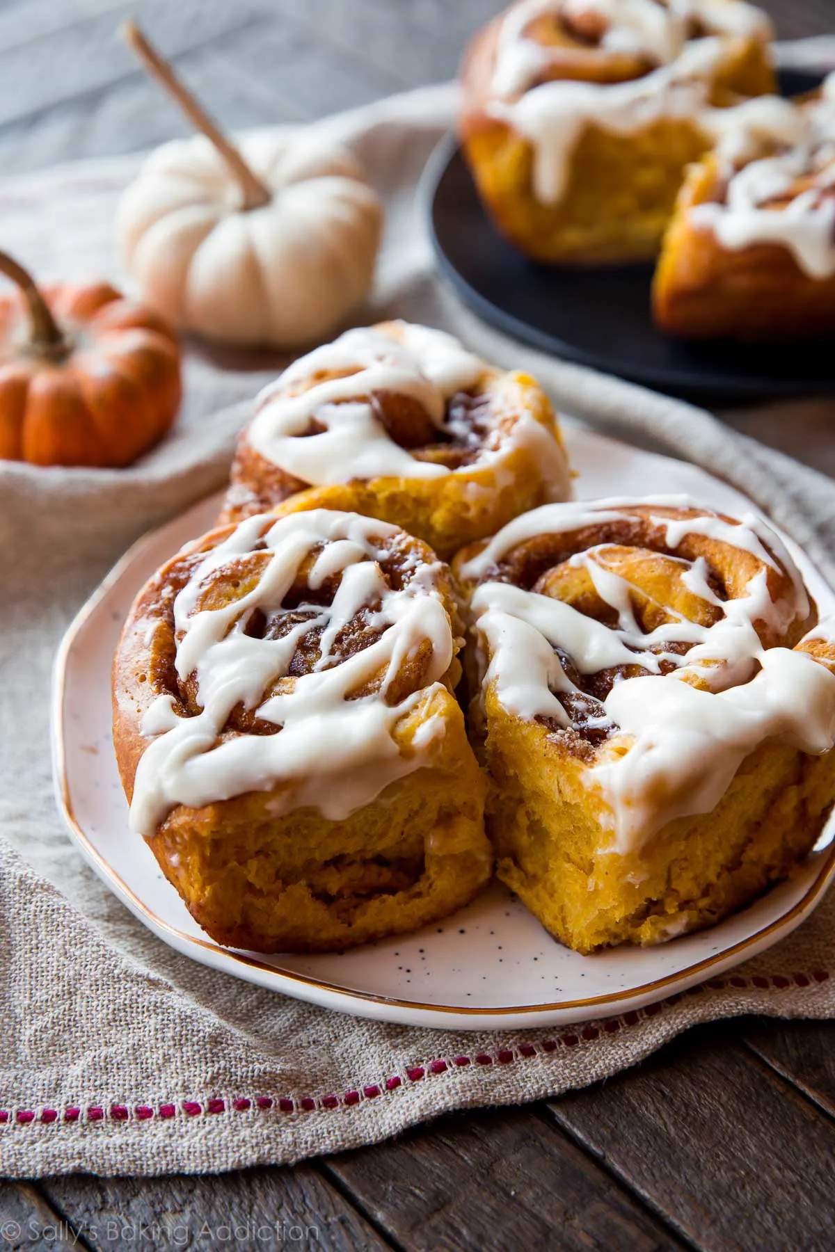 Soft Pumpkin Cinnamon Rolls