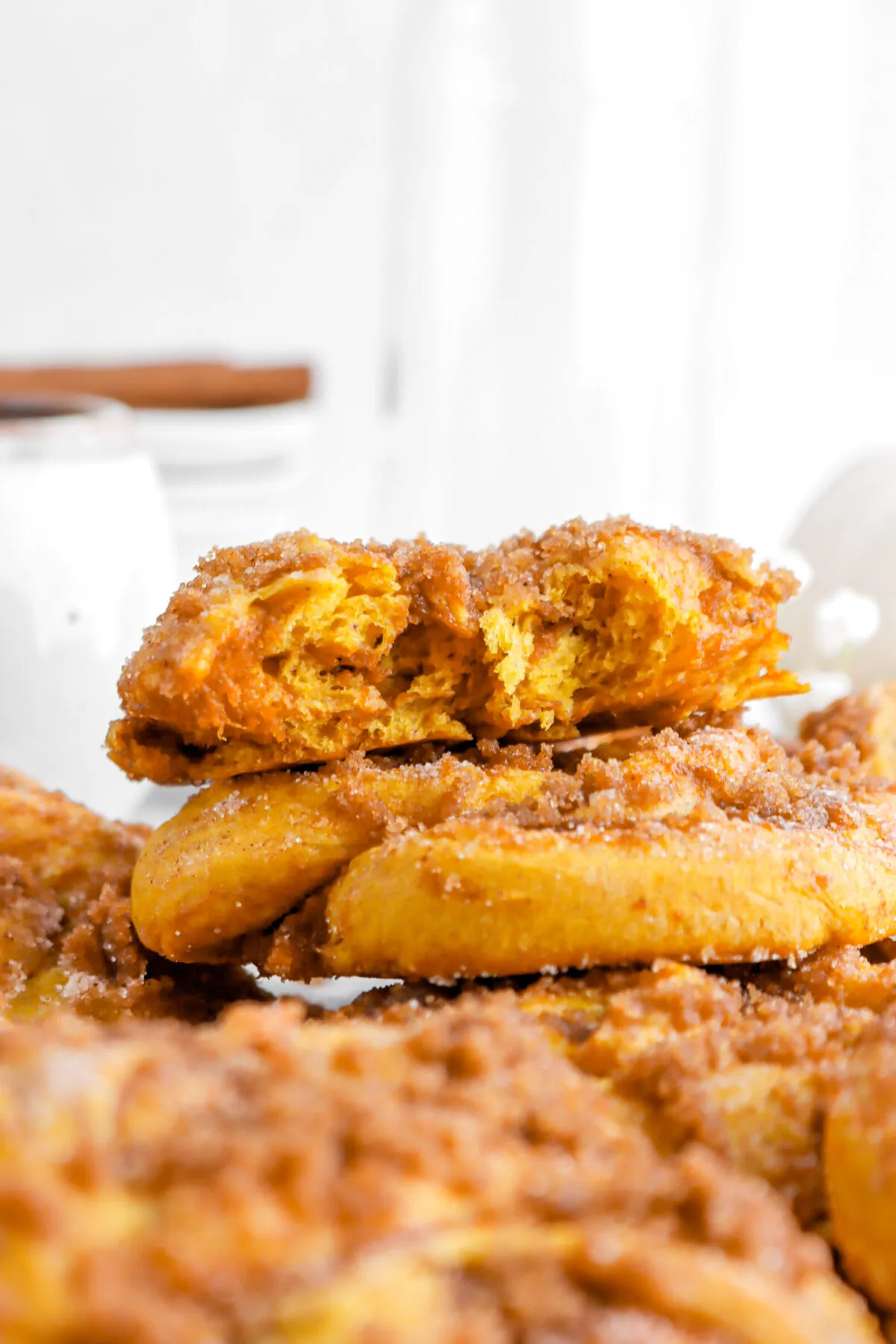 Spiced Pumpkin Crunch Knots with Pumpkin Butter Filling