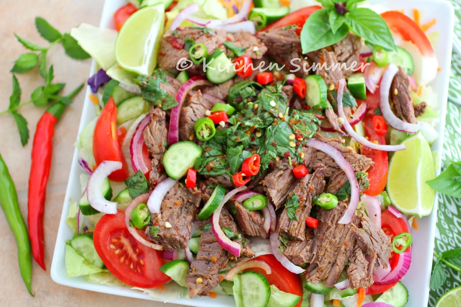 Spicy Basil Beef Salad