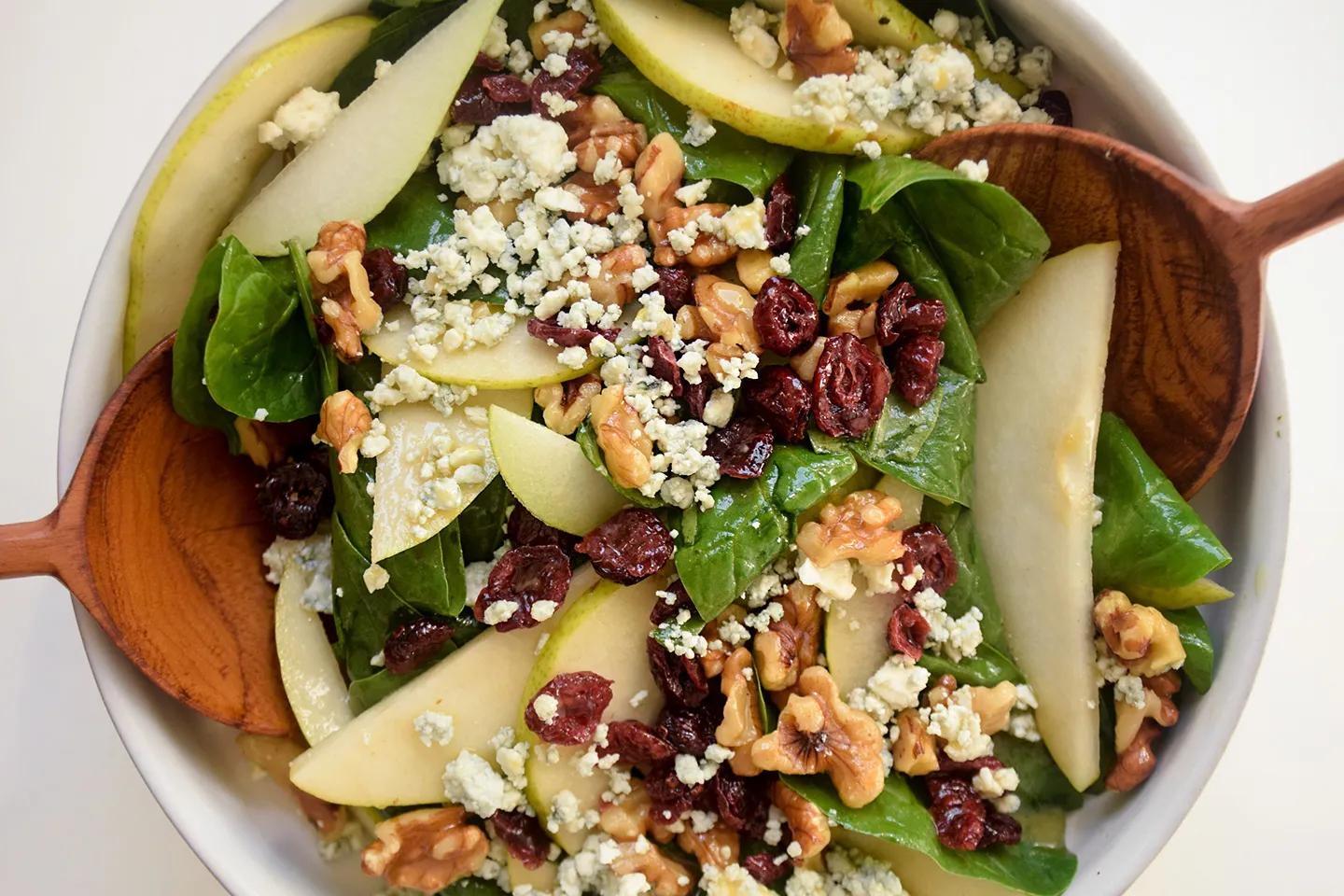 Spinach Pear and Blue Cheese Salad