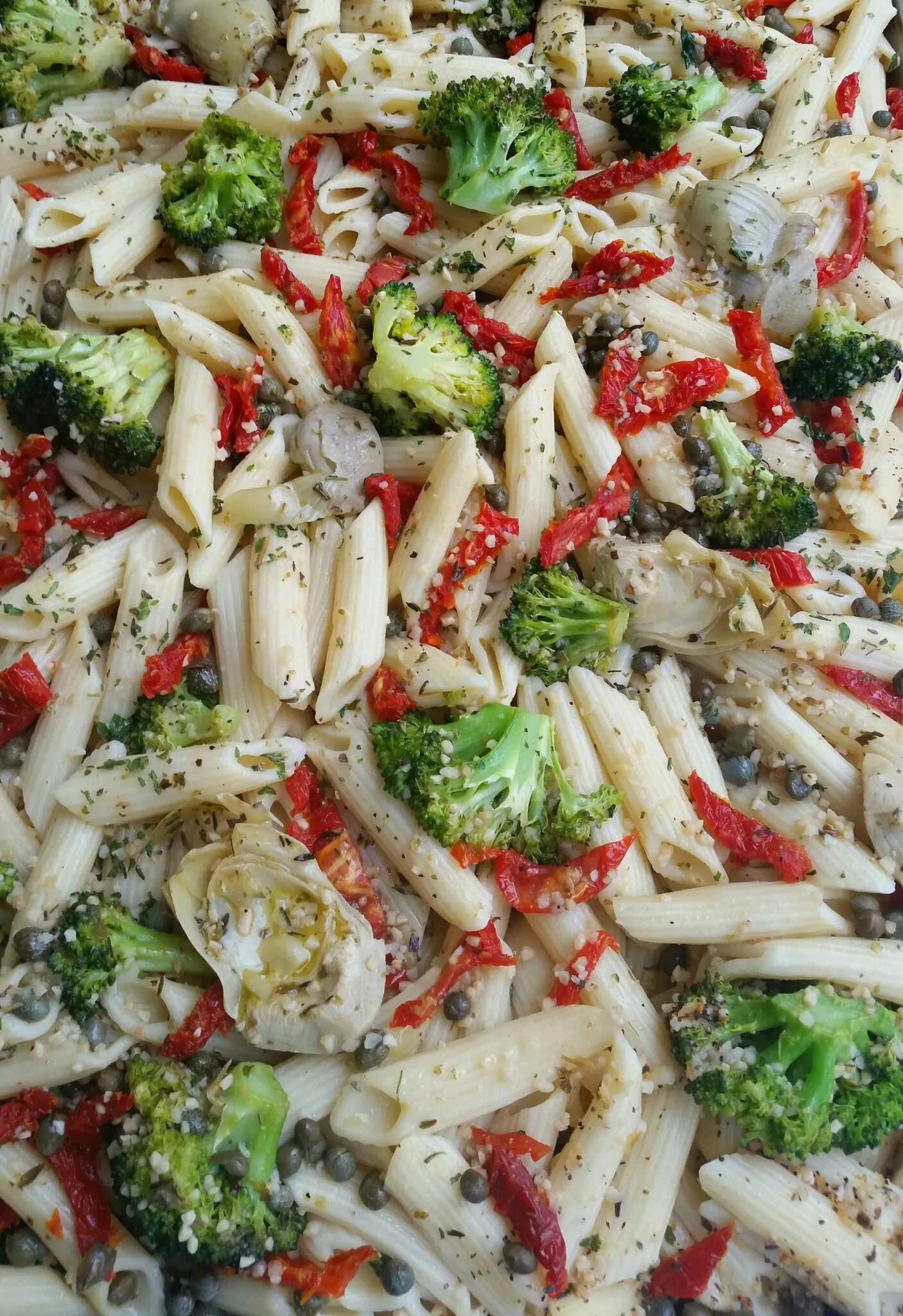 Steamed Veggie Pasta in White Wine Sauce