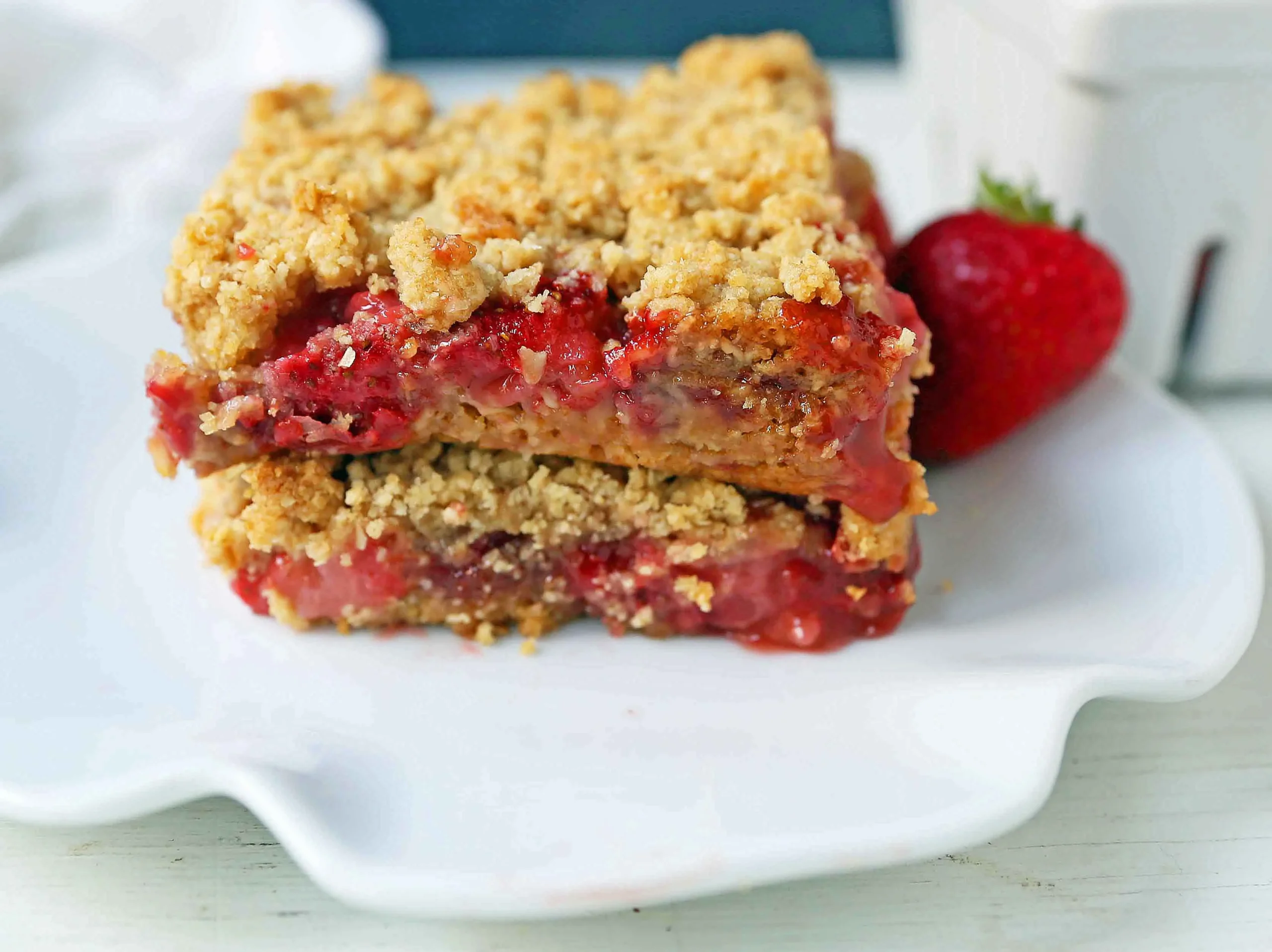 Strawberry Oatmeal Crumble Bars