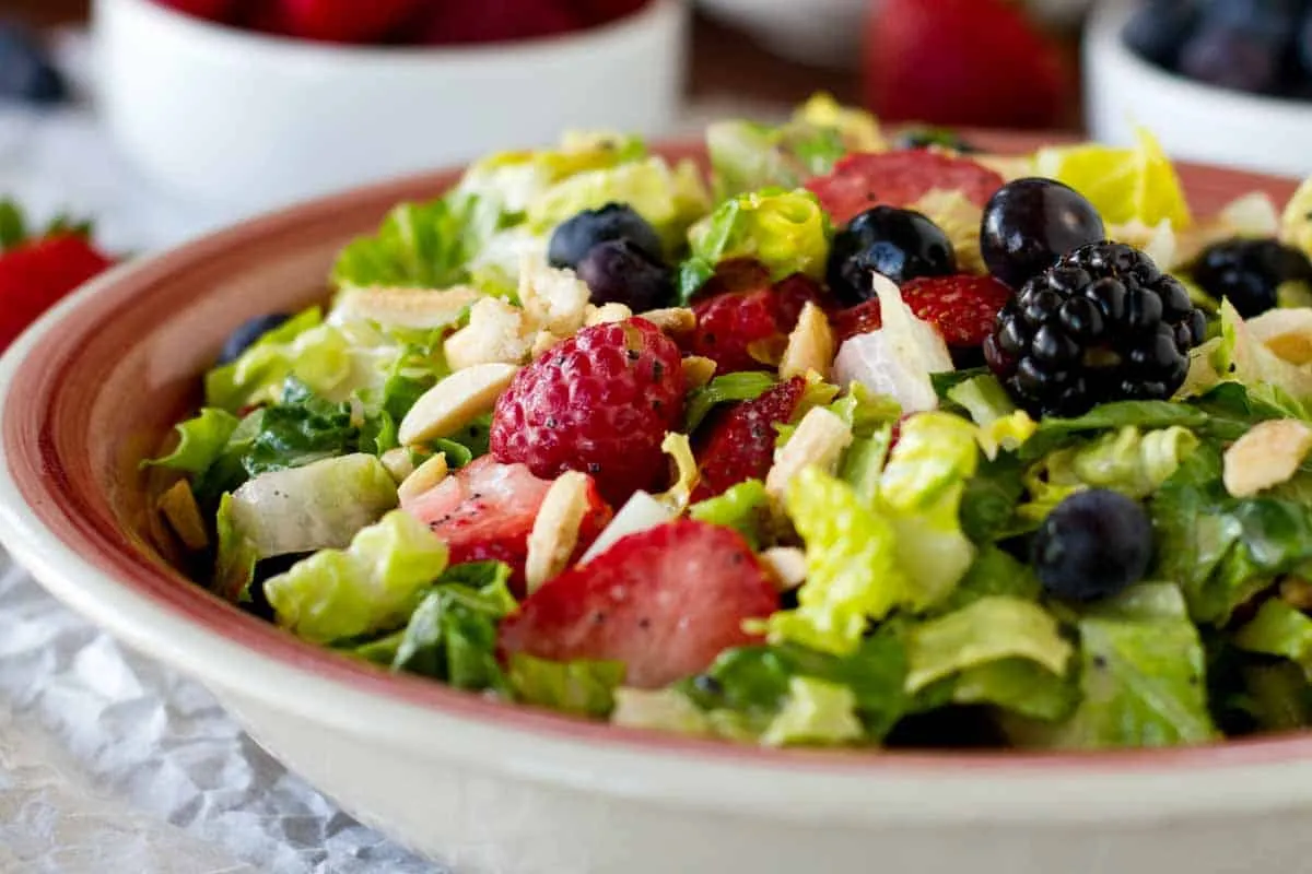 Summer Berry Chopped Salad