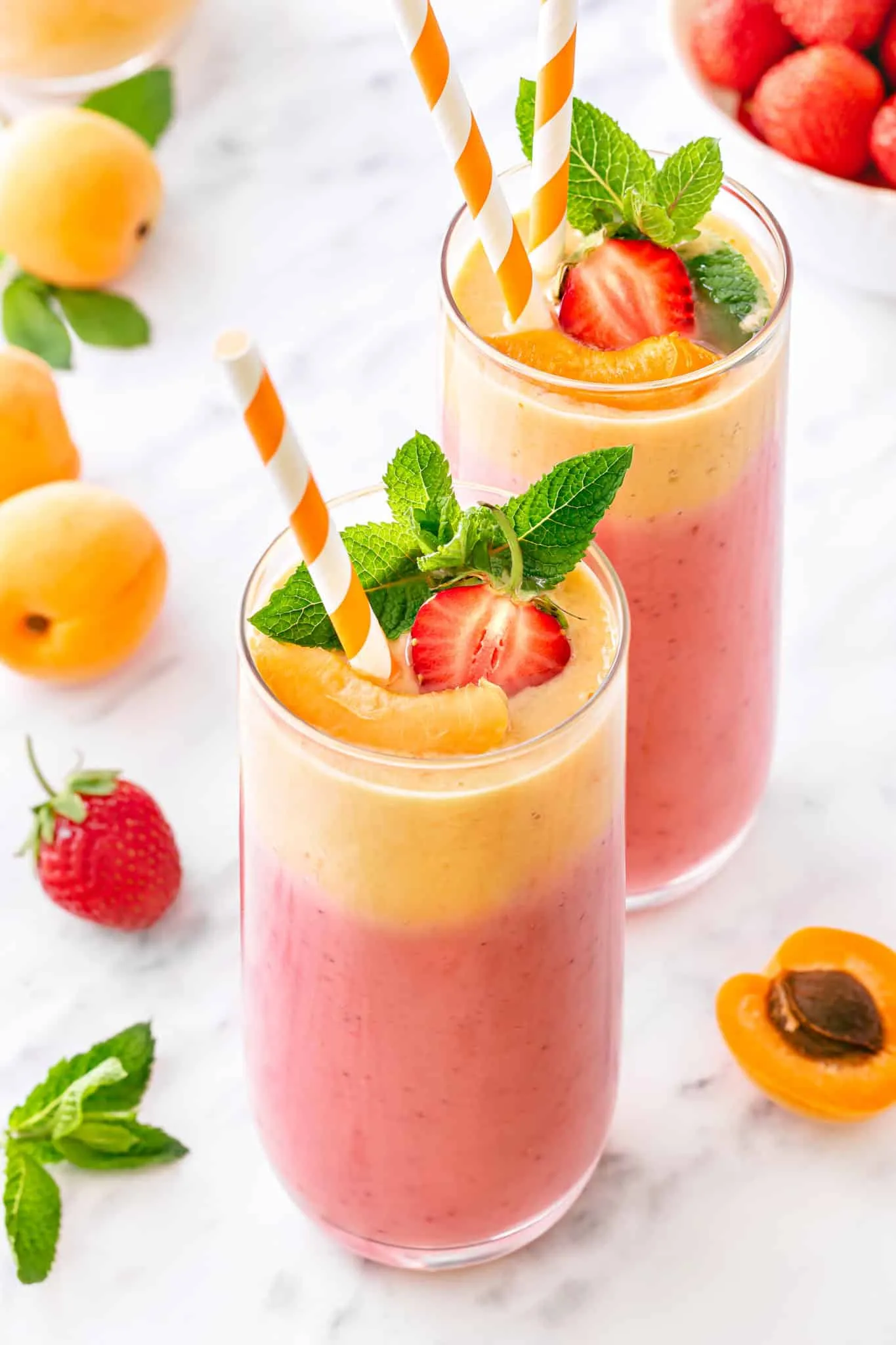 Summertime Strawberry Apricot Smoothie